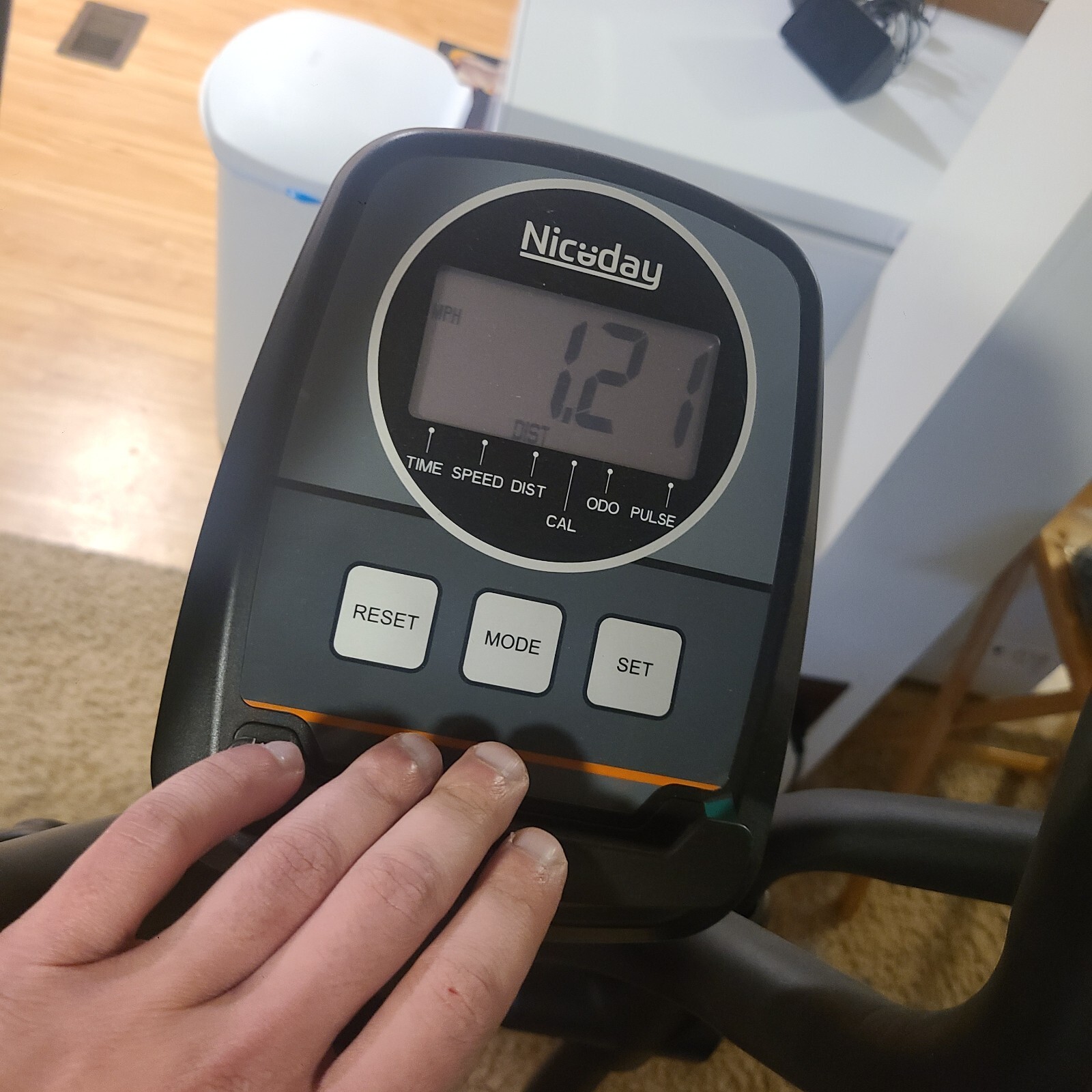 Elliptical Exercise Machine Hyper-Quiet 16 Resistance Levels, 400LBS Capacity