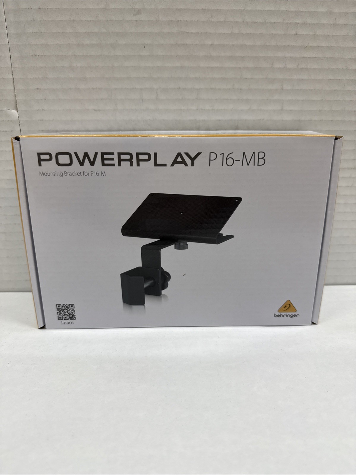 Behringer P16-MB Mounting Bracket for Powerplay P16-M