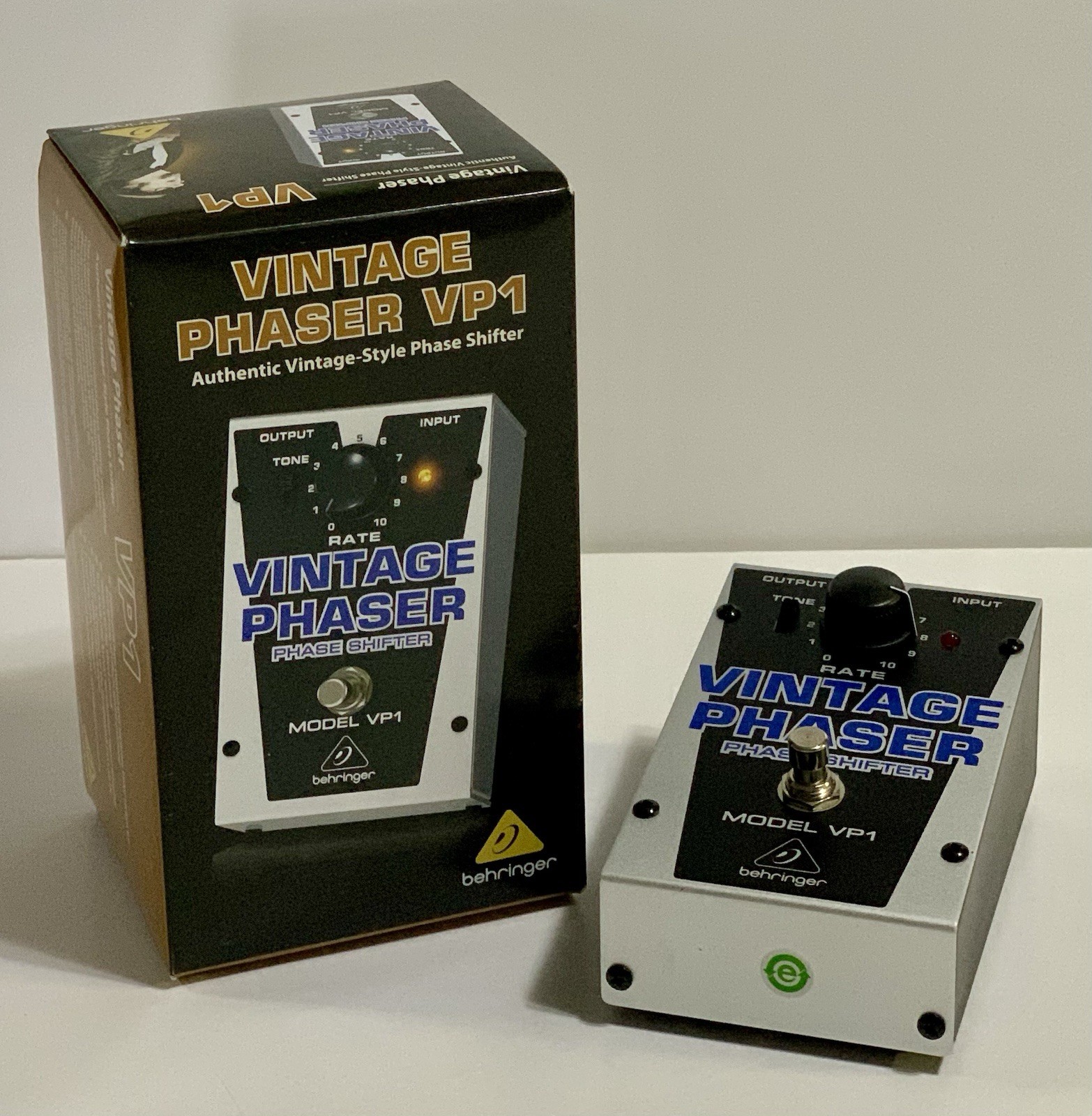 In-Box Behringer Vintage Phaser VP-1 Authentic Phase Shifter Effects Pedal
