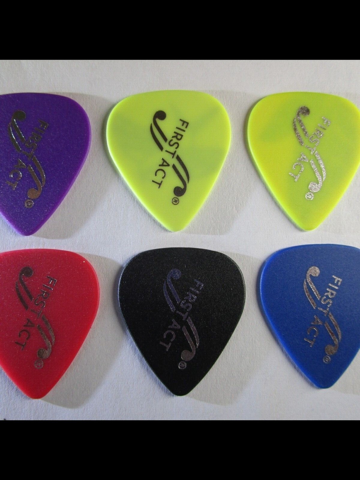 6 Pack Designer Guitar Picks First Act Fun Graphic Designs Heavy Gauge #122