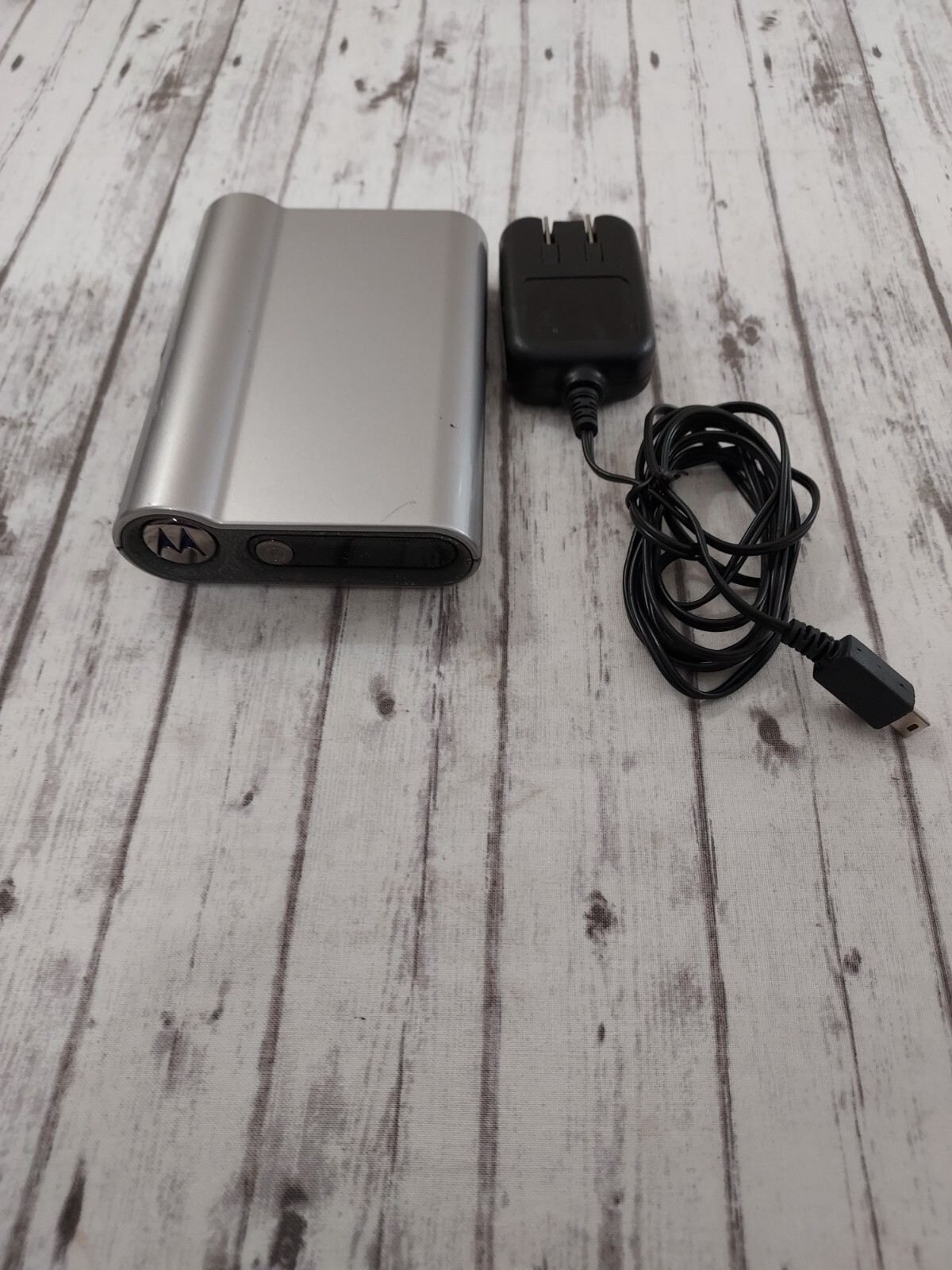 Motorola Bluetooth Stereo Gateway DC800 Bluetooth Adapter