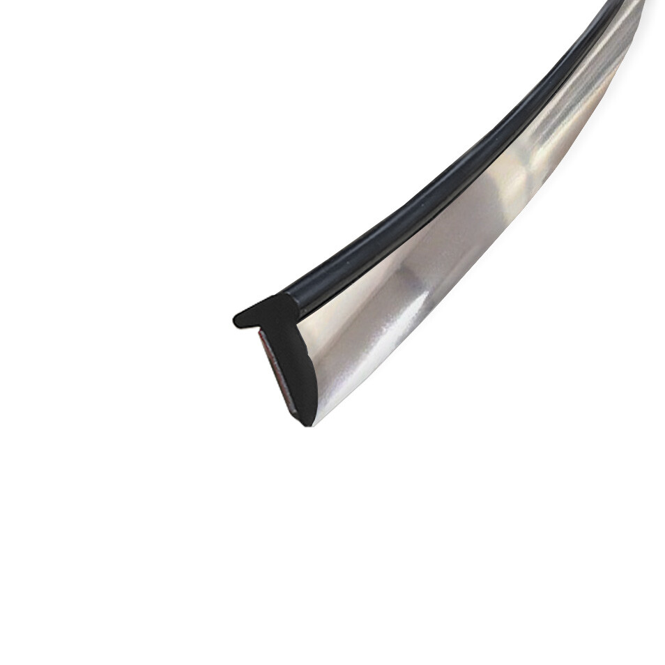 WHEEL WELL Moldings UNIVERSAL 5/8" WIDE Chrome Trim w/ Black Lip 20 Ft Roll