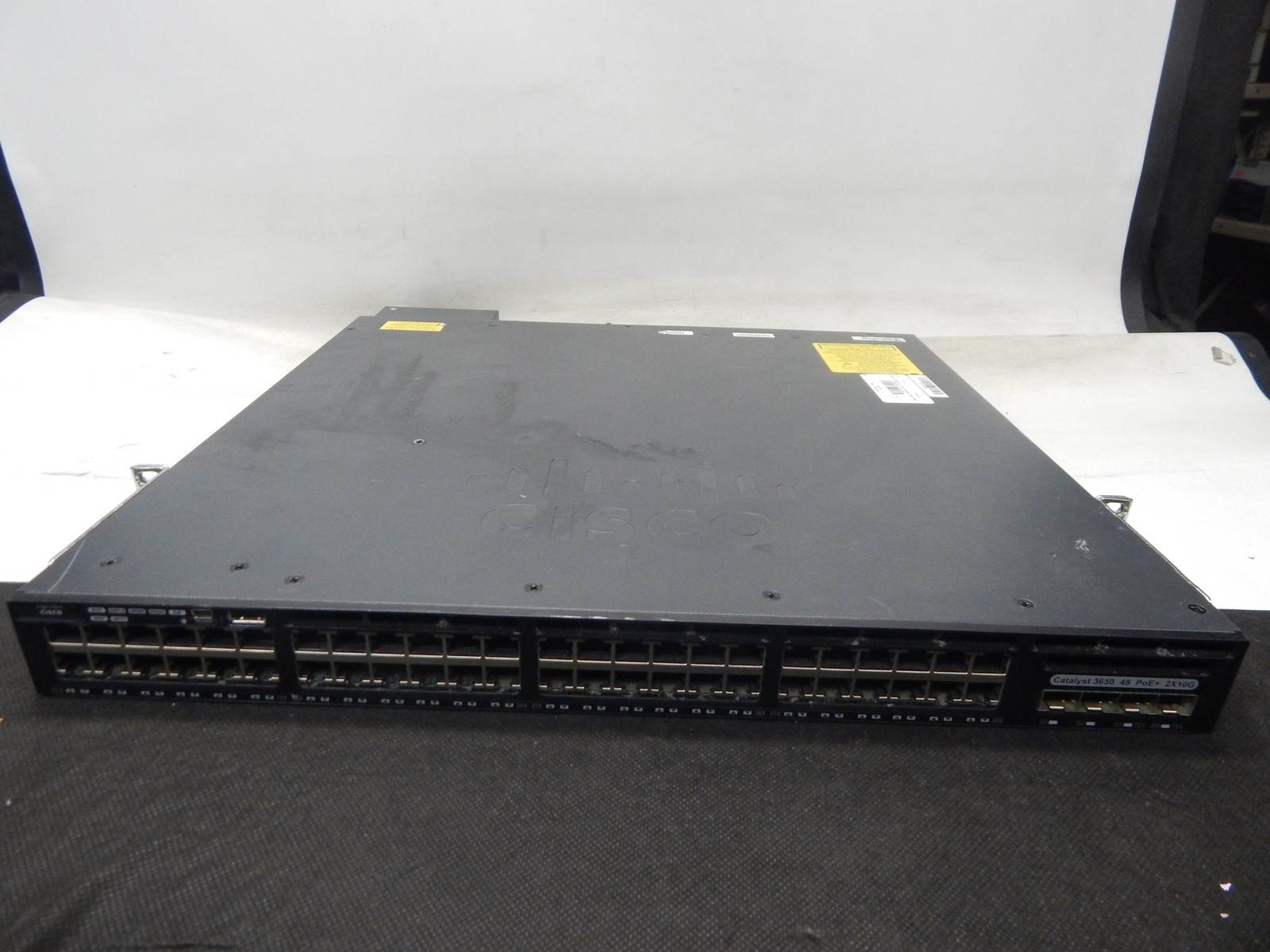 Cisco Systems WS-C3650-48PD With 3 Fans and 1 DPS-1025AB D Power Supply Modules