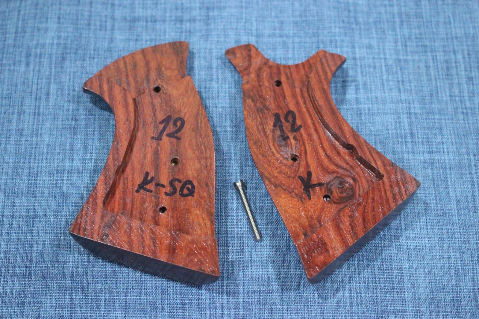 TARGET GRIPS FOR S&W K, L FRAME SQUARE BUTT MOD 686, 66 ROSE WOOD NICE GIFT # 12