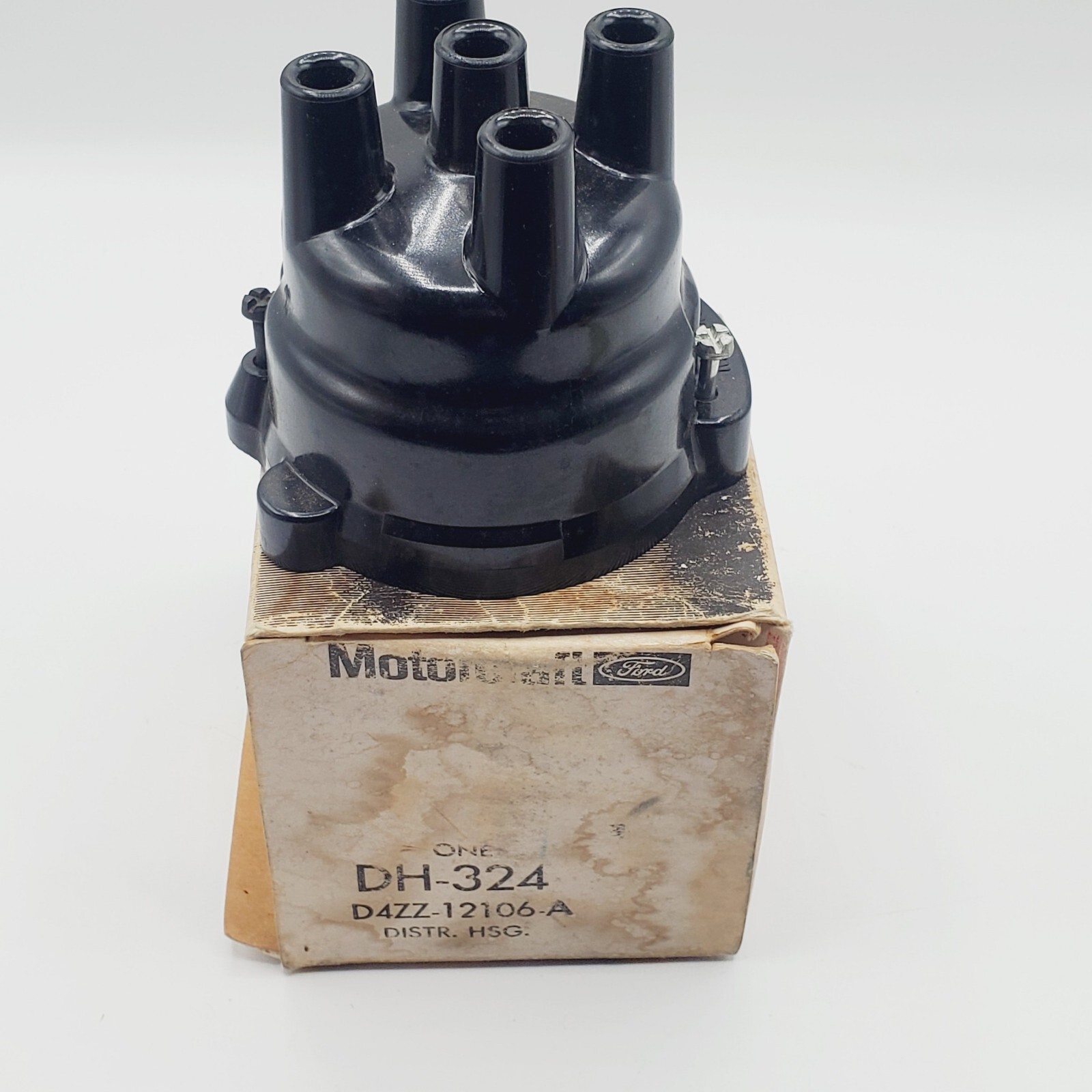 NOS OEM Ford Motorcraft DH-324 D4ZZ-12106-A Distributor Cap