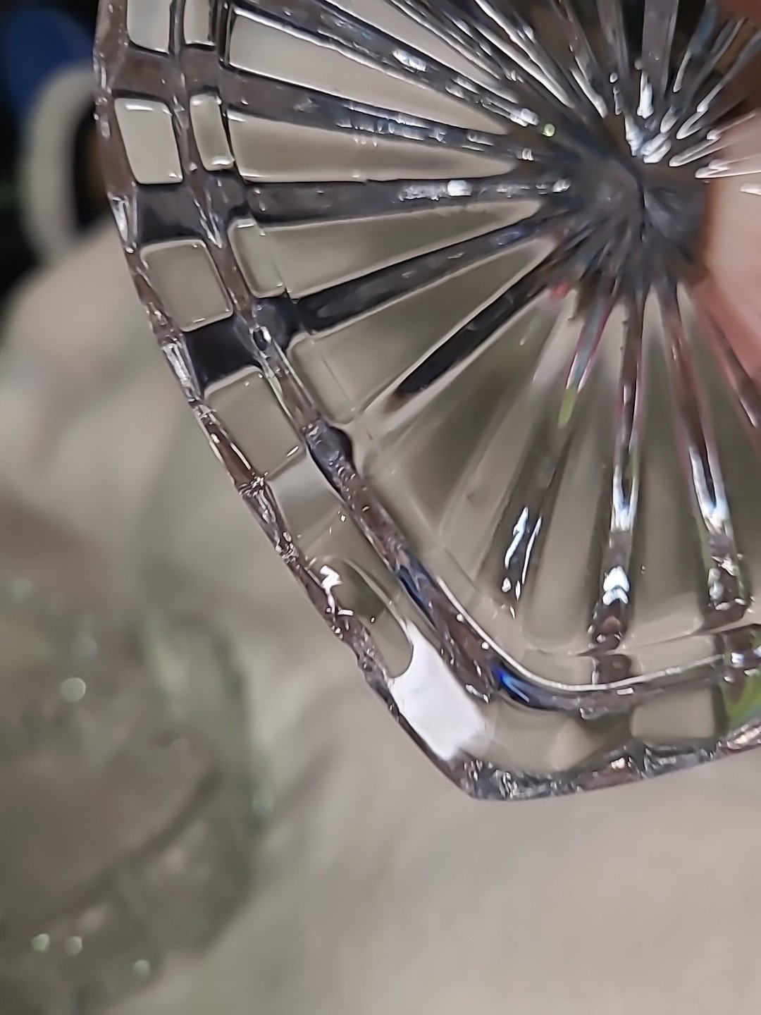 HEART SHAPE TRINKET DISH (BIN H)