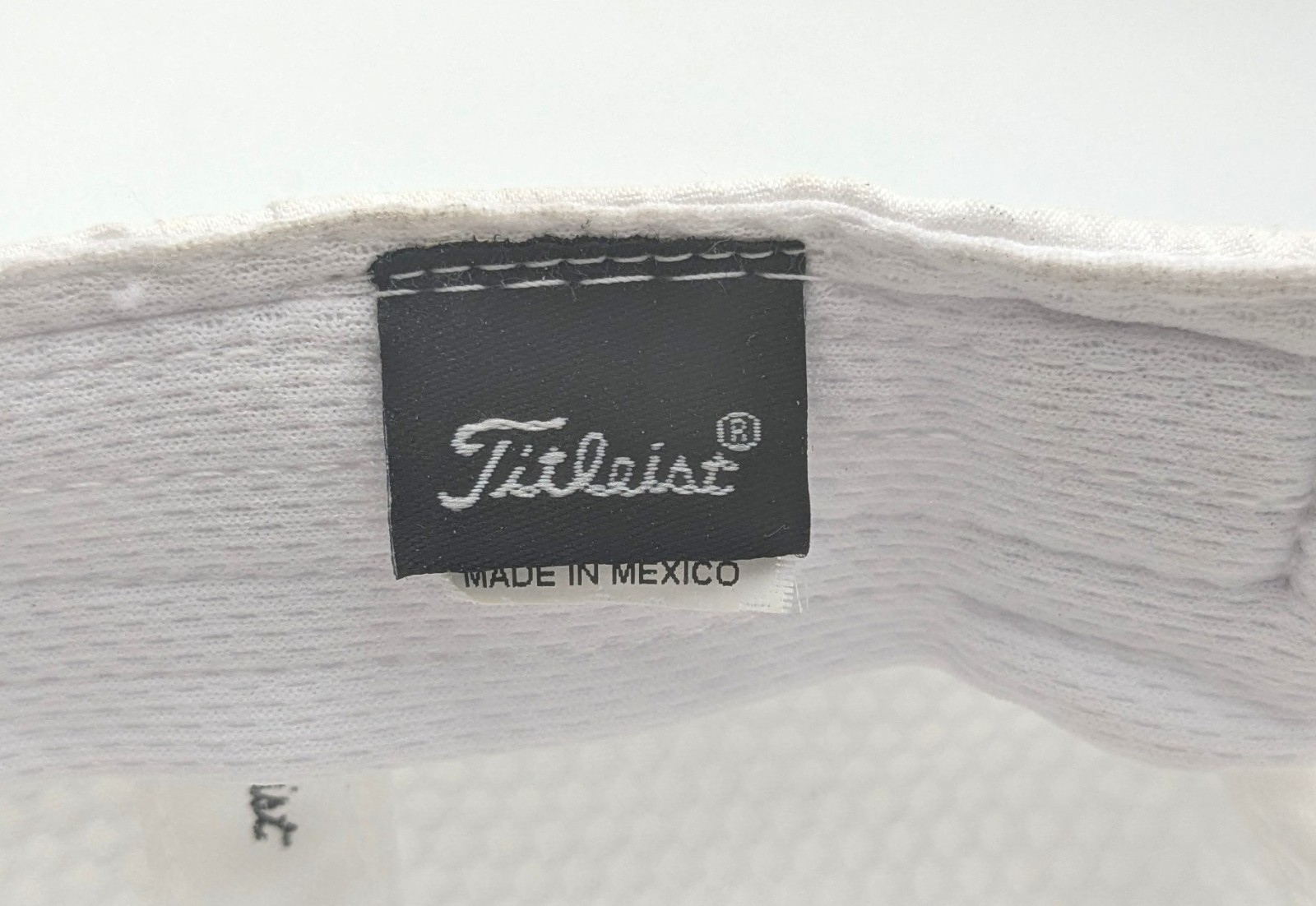 TITLEIST Golf Hat Cap WHITE Strapback Embroidered Logo Ft Lauderdale CC
