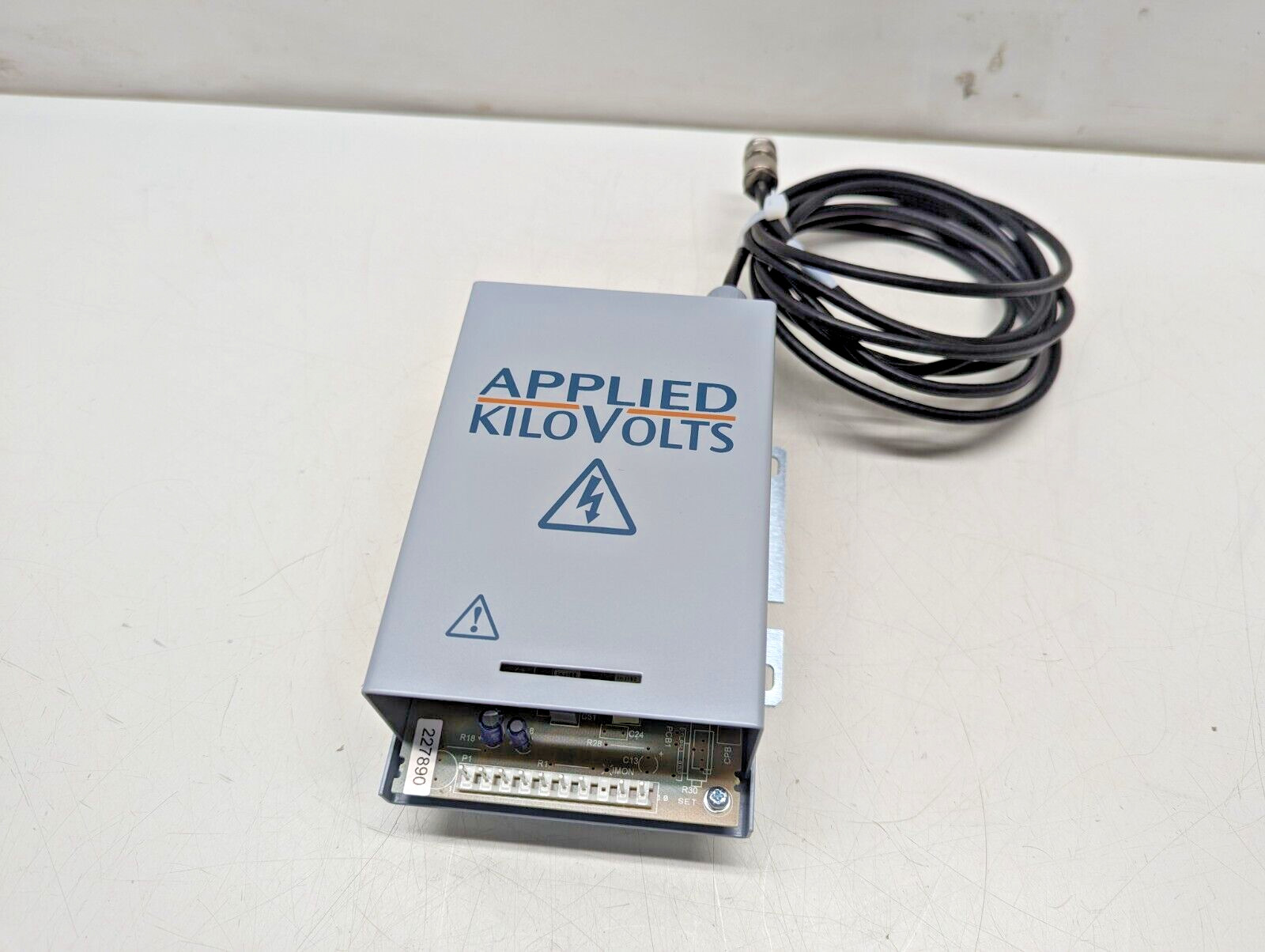 Applied Kilovolts HP005NZZ681 High Voltage Power Supply