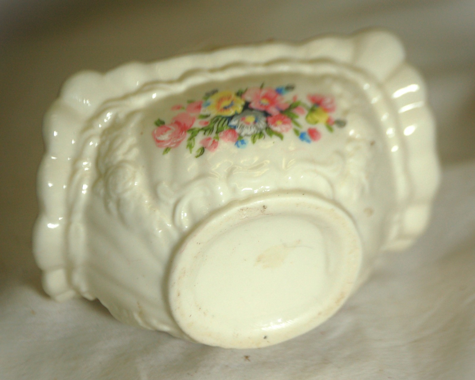 Miniature Ceramic Basket Gold Trim Floral Pattern