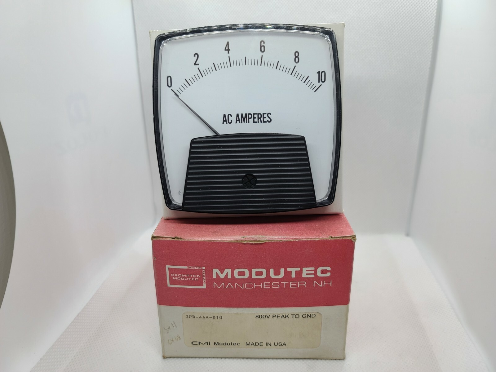NEW Modutec Meter, 800V Peak to GND 3PR-AAA-010