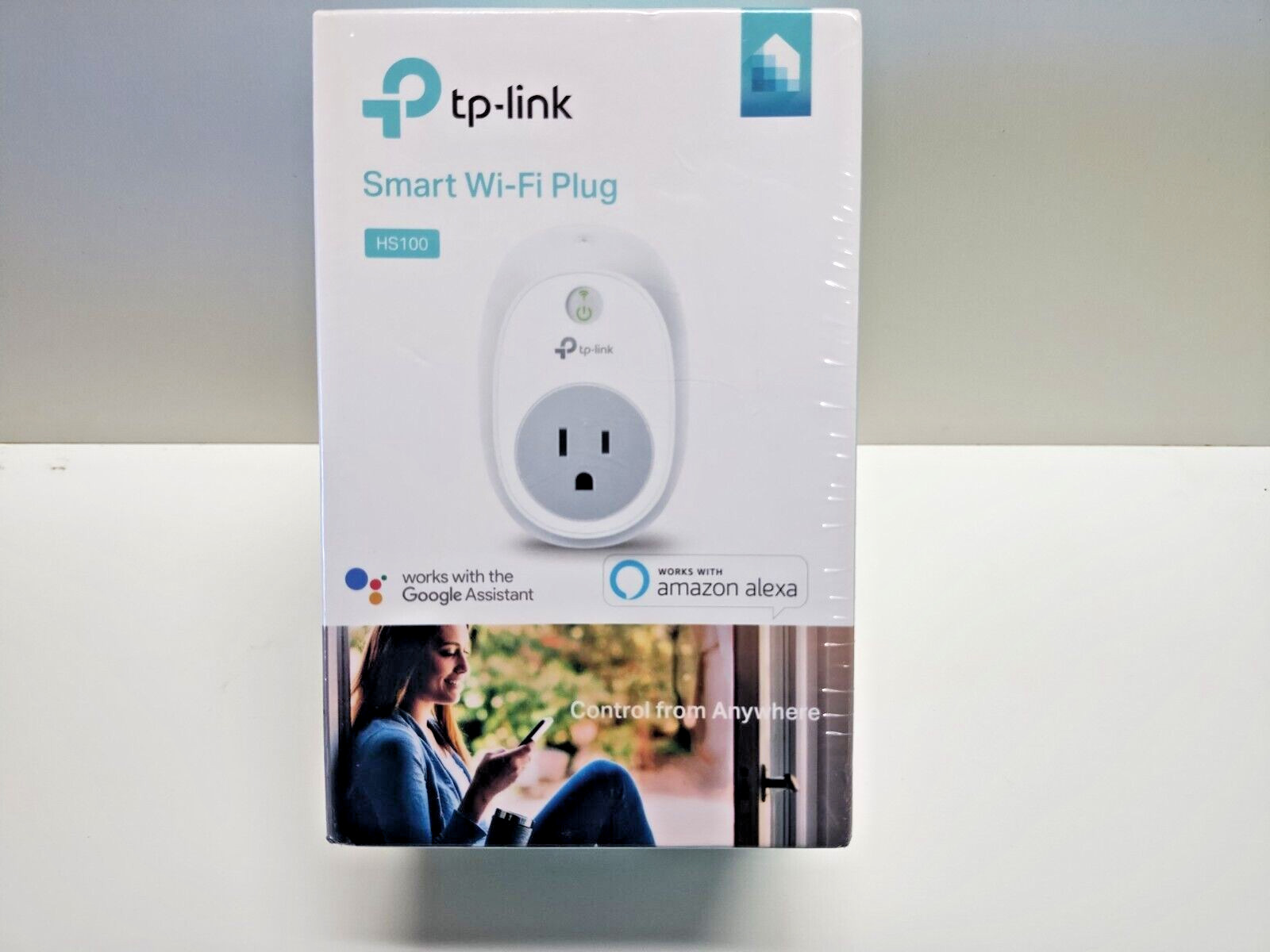 tp-link Smart Wi-Fi plug HS100, works with Alexa and Google assistant