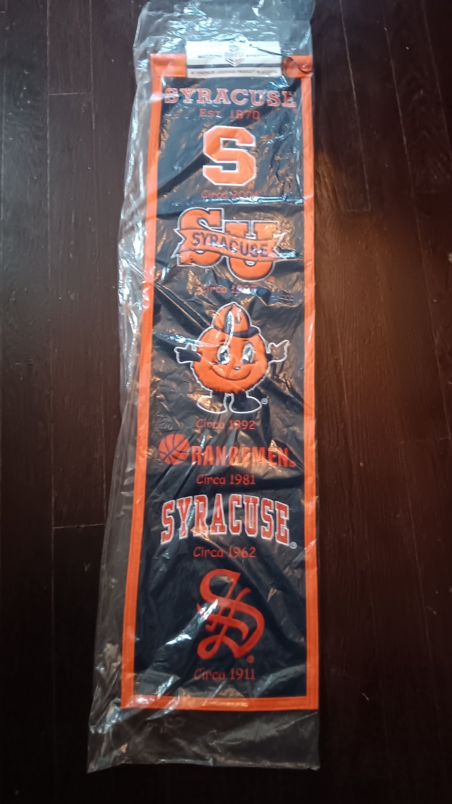 8x32 Syracuse Orangemen Genuine Wool Blend Banner
