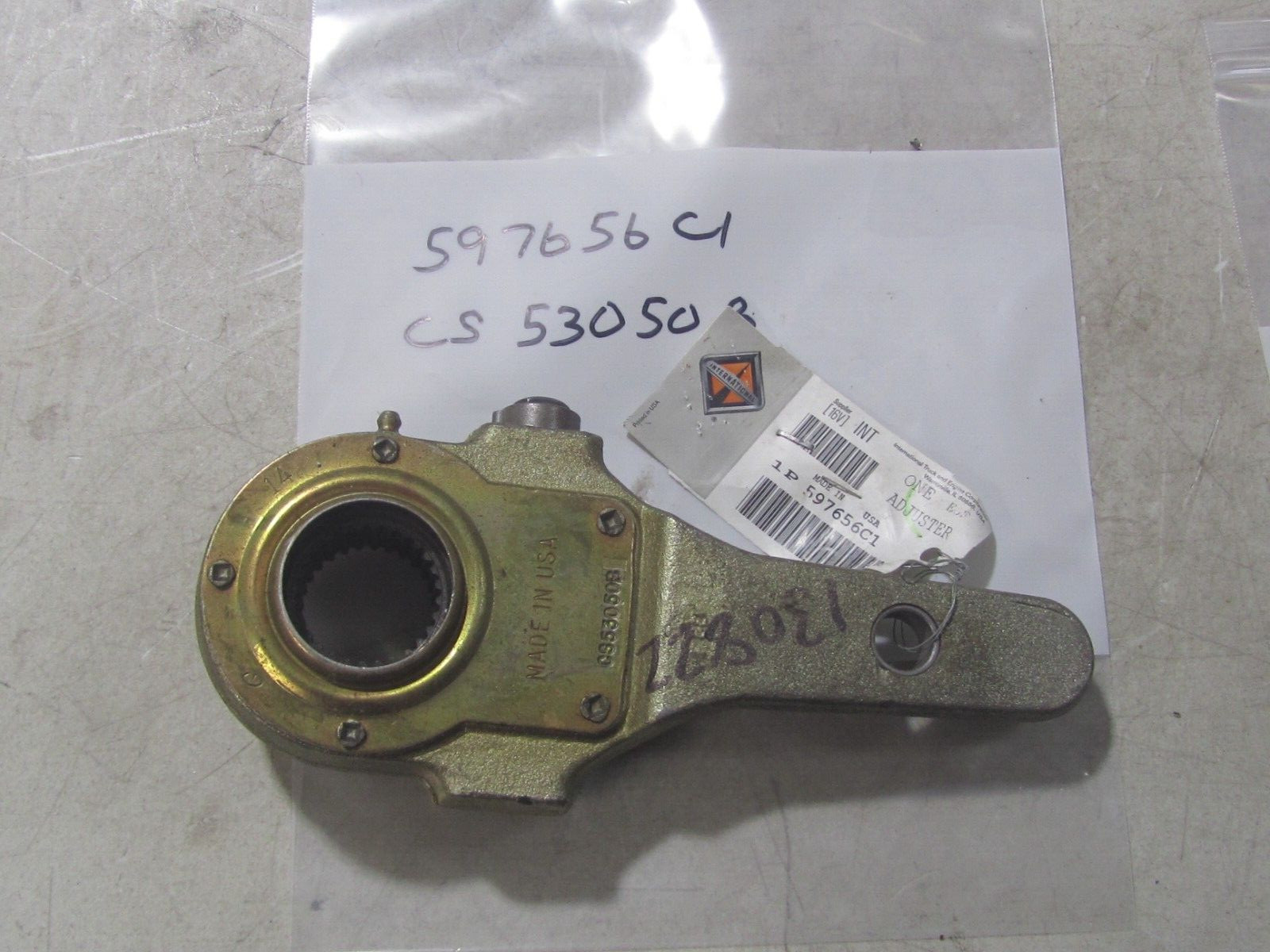 NEW GENUINE OEM INTERNATIONAL 597656C1 SLACK ADJUSTER