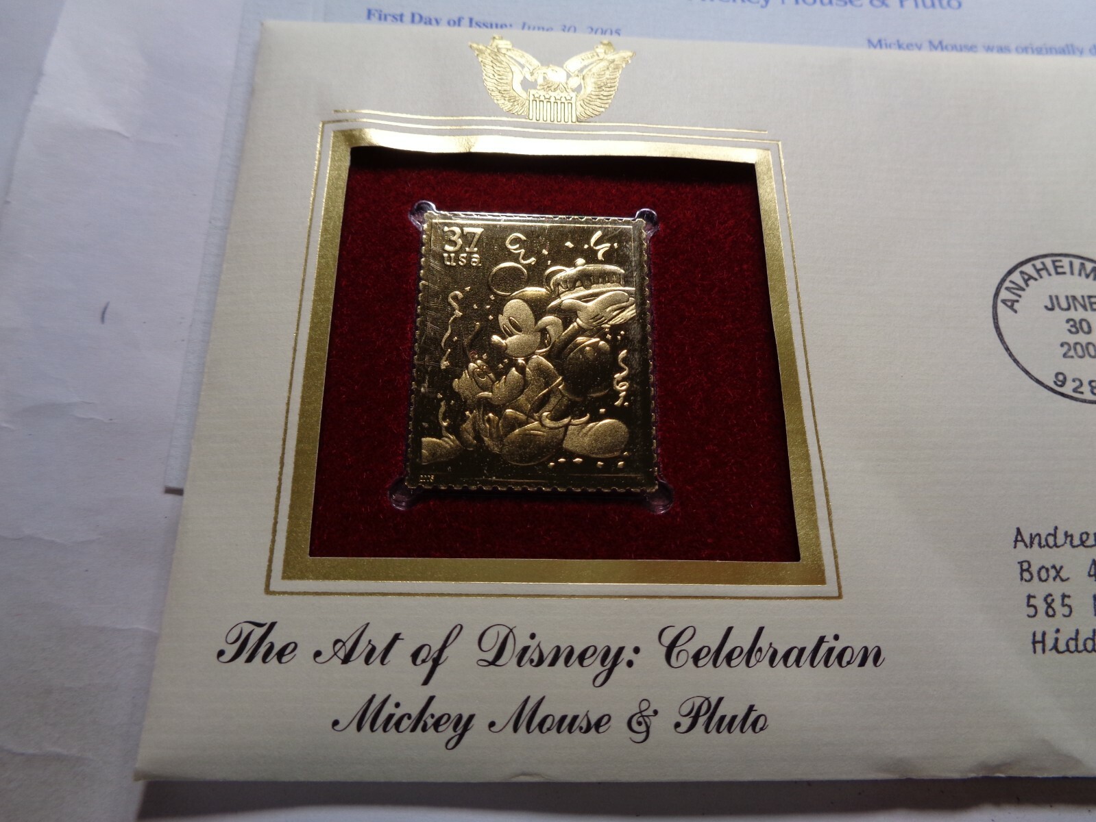 MICKEY MOUSE PLUTO DISNEY 2005 1ST DAY ISSUE USPS 22KT GOLD STAMP NICE RARE #J