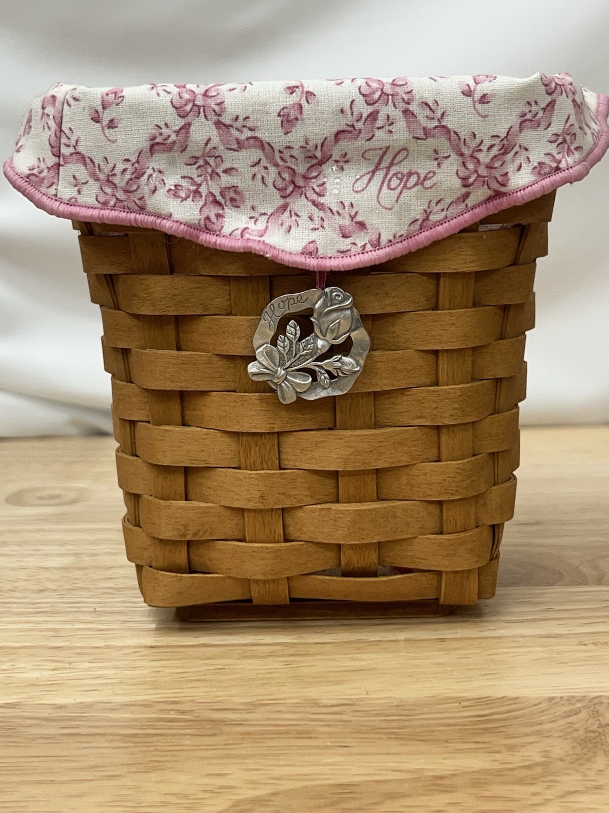 2004 Longaberger  "American Cancer Society"  [10YR HORIZON OF HOPE  ] 6" Basket