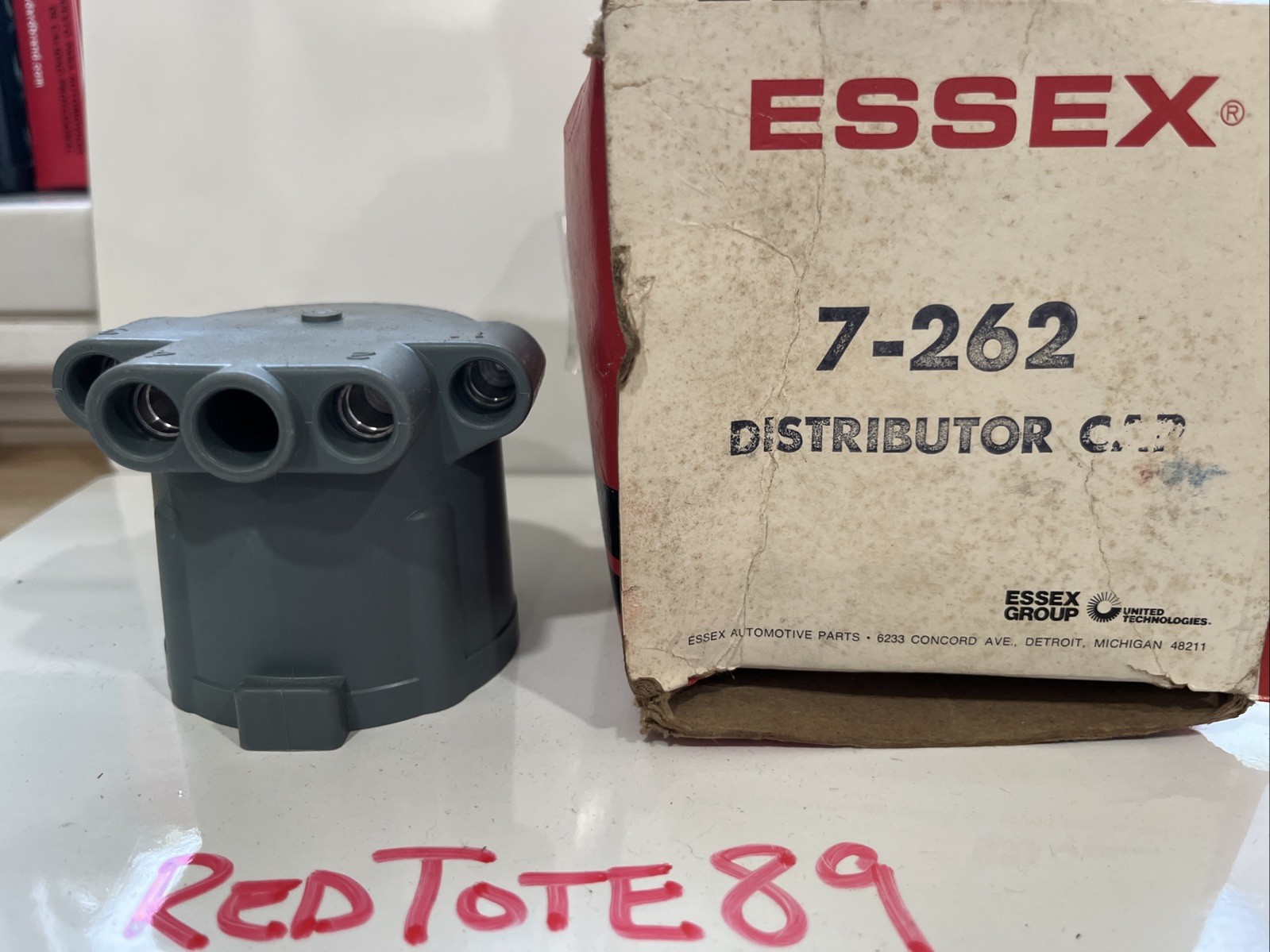 Essex Distributor Cap 7-262