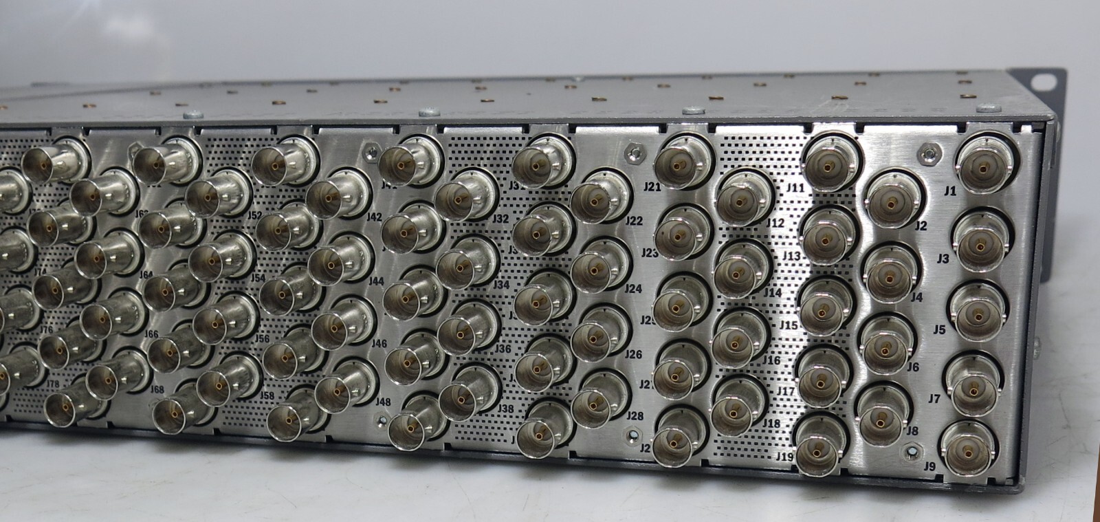 AJA FR2 DA Frame Tray w/ 2 Power Supplies