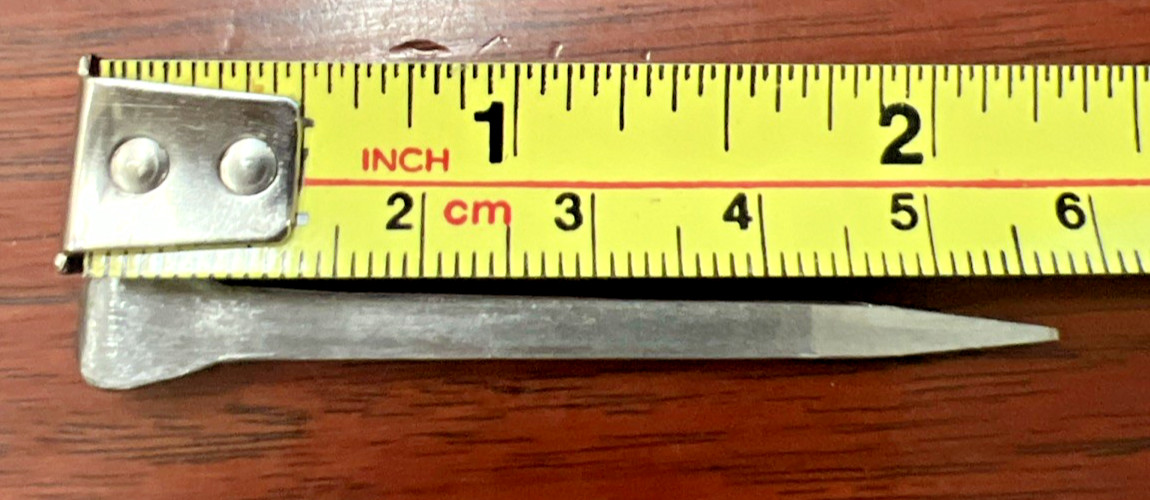 25 Square Cut Nails Flat Head