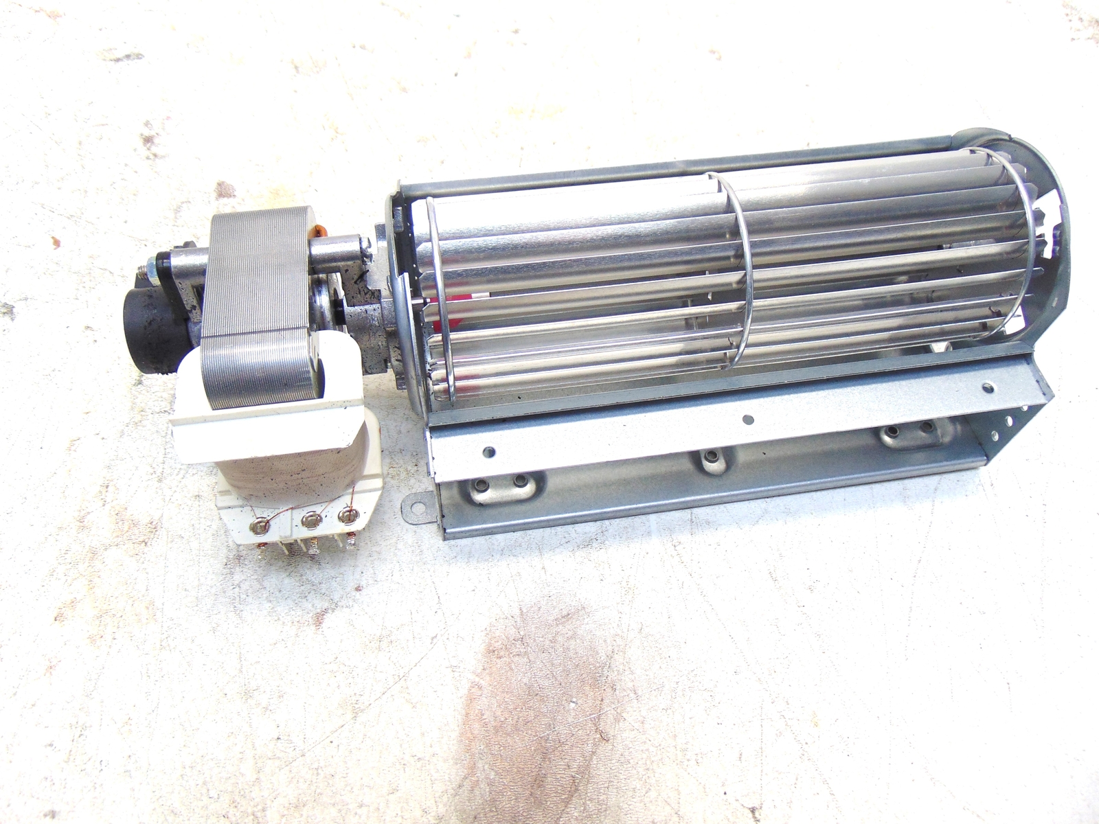 Frigidaire Range GCFI3060BFA Blower Assembly 5304528167