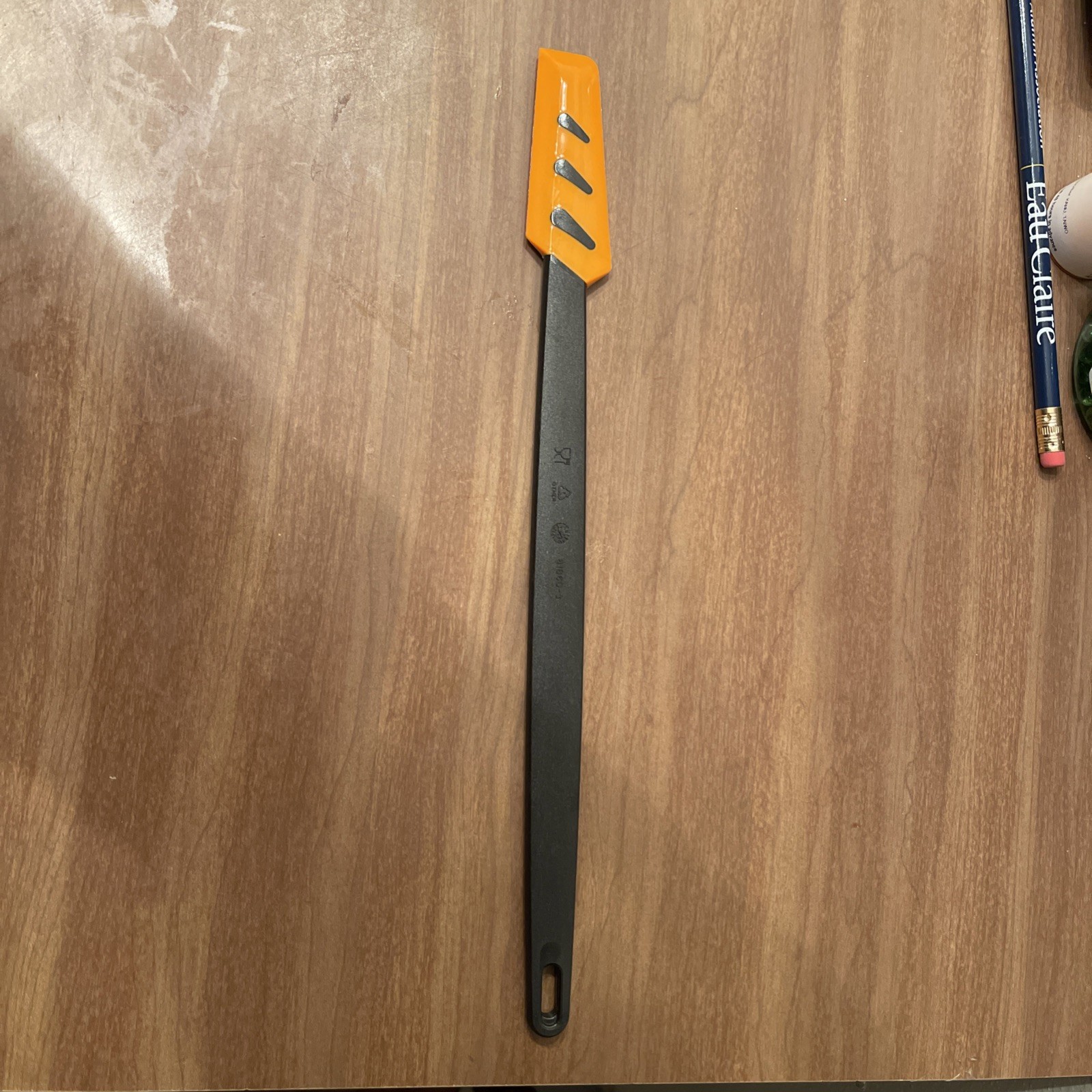 new tupperware Thin Spatula