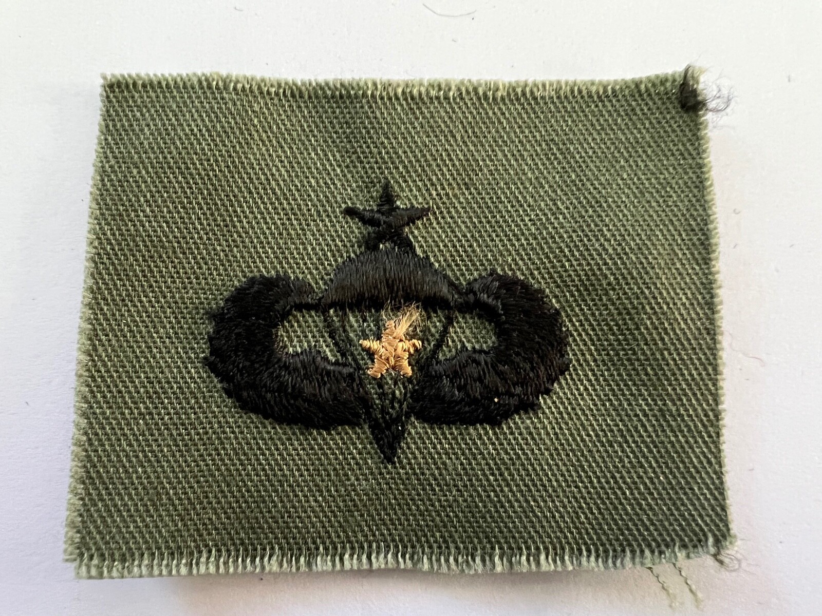 Senior Parachute, One Combat Jump, Cloth Badge, Subdued US Army