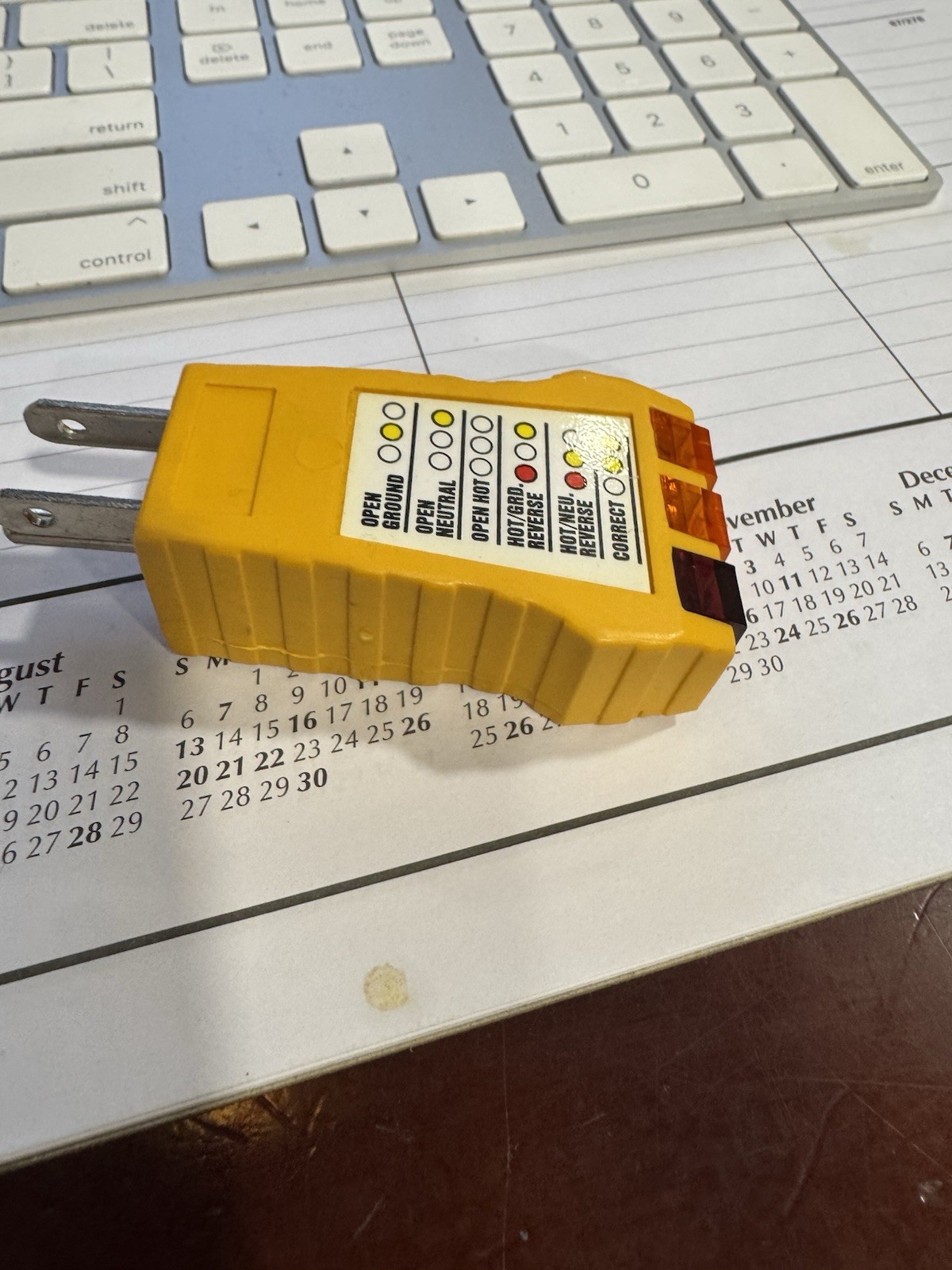 3 Wire receptacle Tester