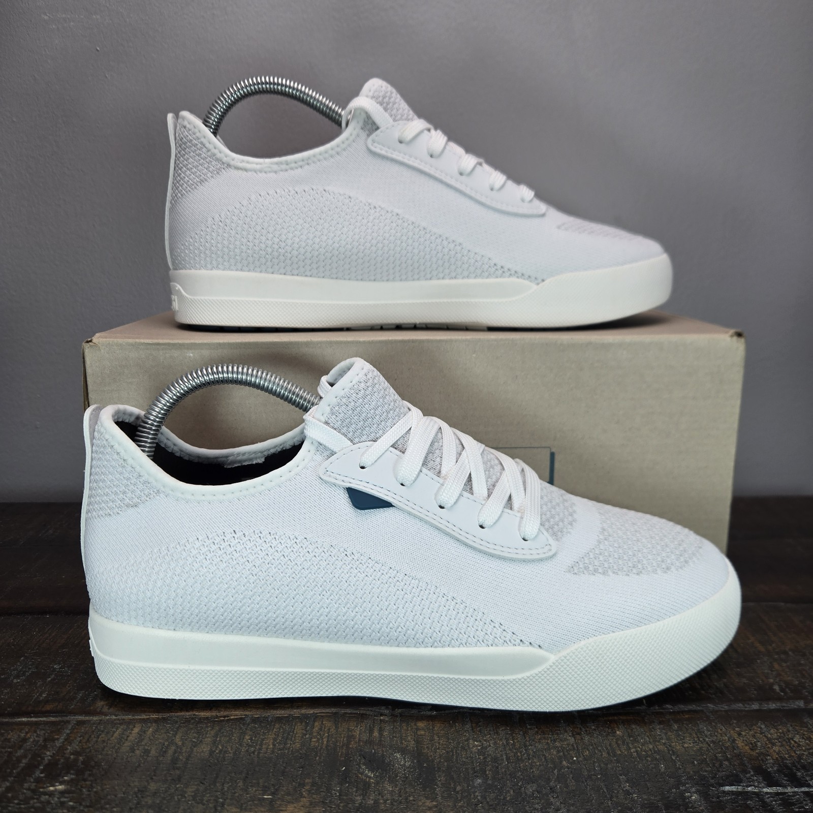 Vessi Weekend Sneaker Womens Size 9 Waterproof Shoes Marble White White