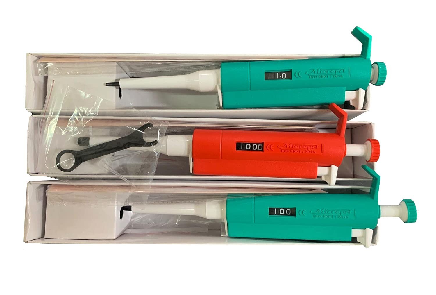 MicroPipette Kit :  3 pipettes (0.5-10ul; 10-100ul; 100-1000ul)