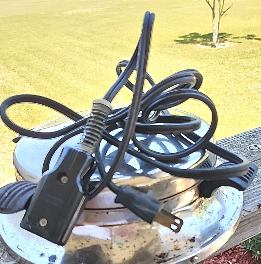 Electrical Cord Chicago Electric Mfg Handy Hot Waffle Maker