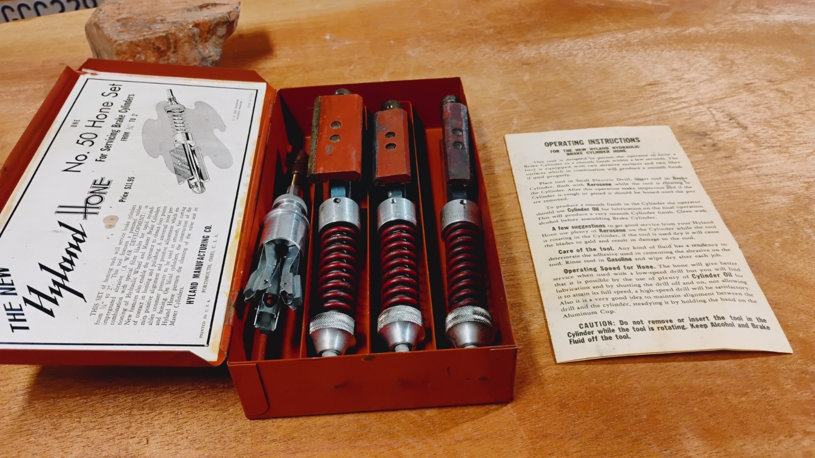 Vintage Hyland Hone Set No. 50,For Servicing Brake Cylinders  W/Case & Manual