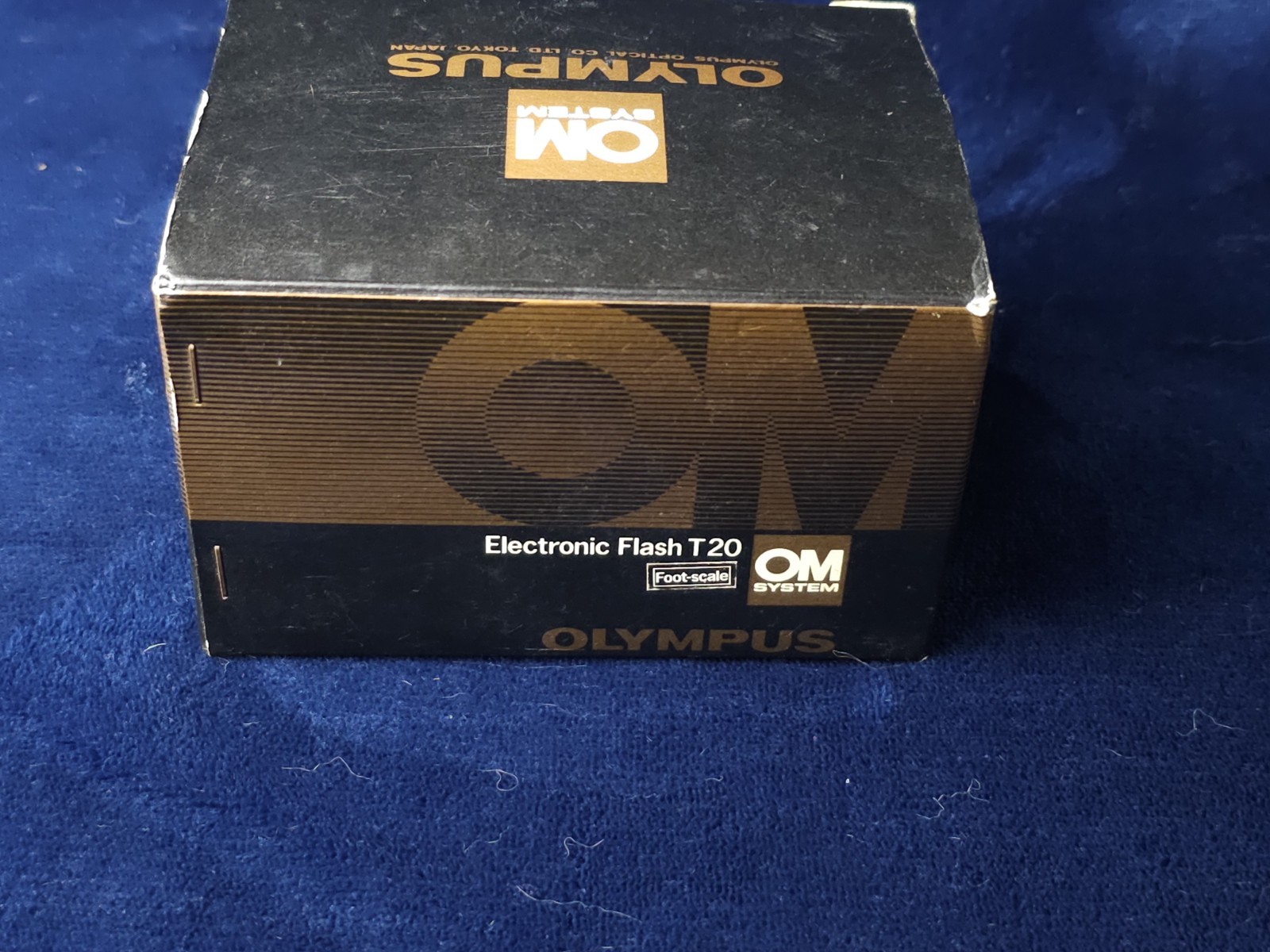 Excellent Olympus Electronic T 20 Electronic Shoe Mount Flash w/ Box & Case