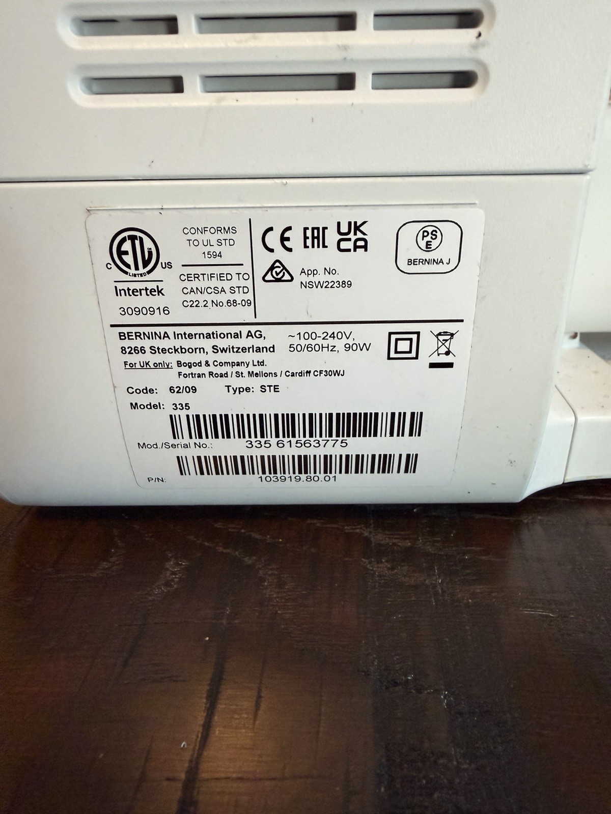 Bernina B 335 Sewing Machine