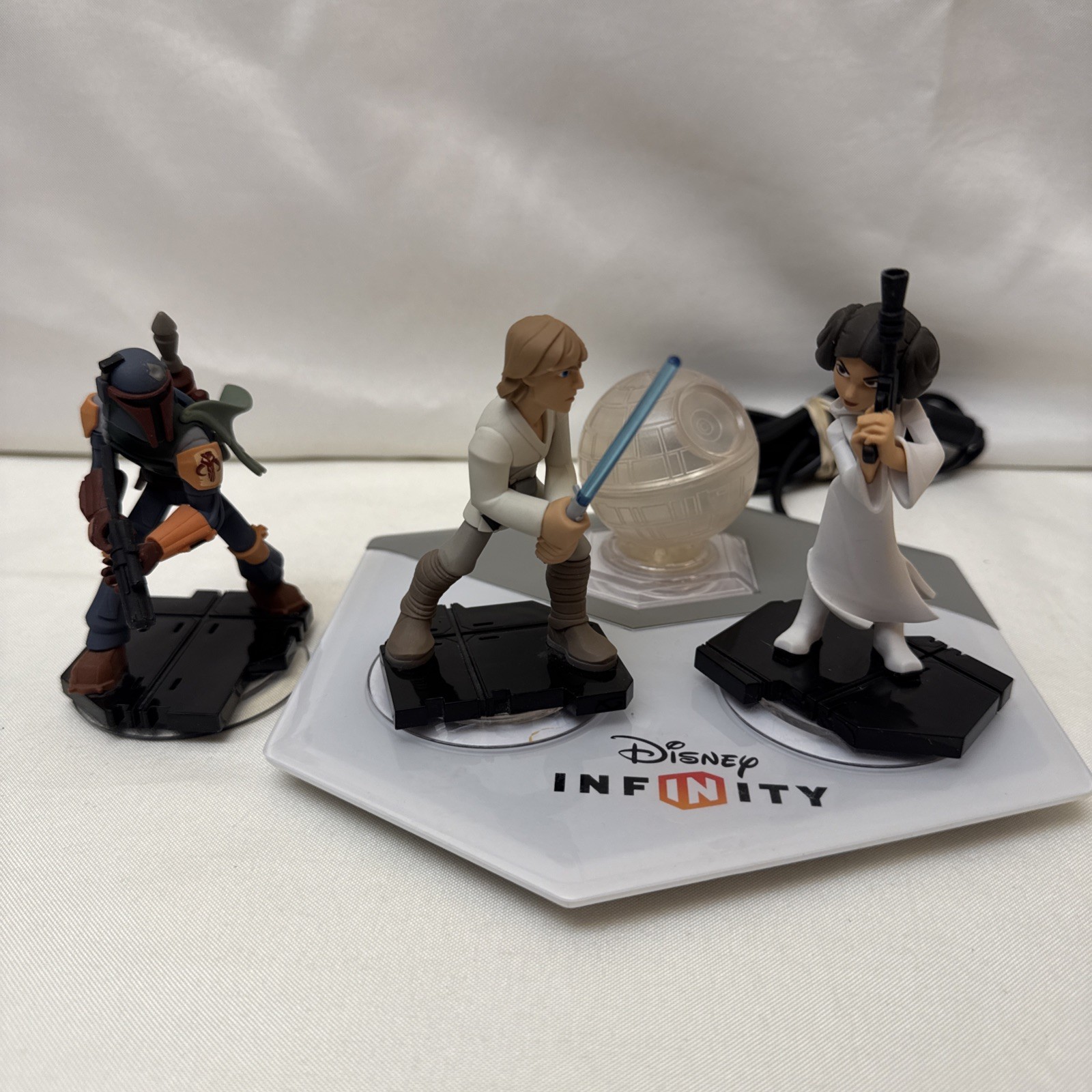 4 Disney Infinity 3.0 Star Wars Luke Leah Bobba Fett Death Star Crystal & Portal