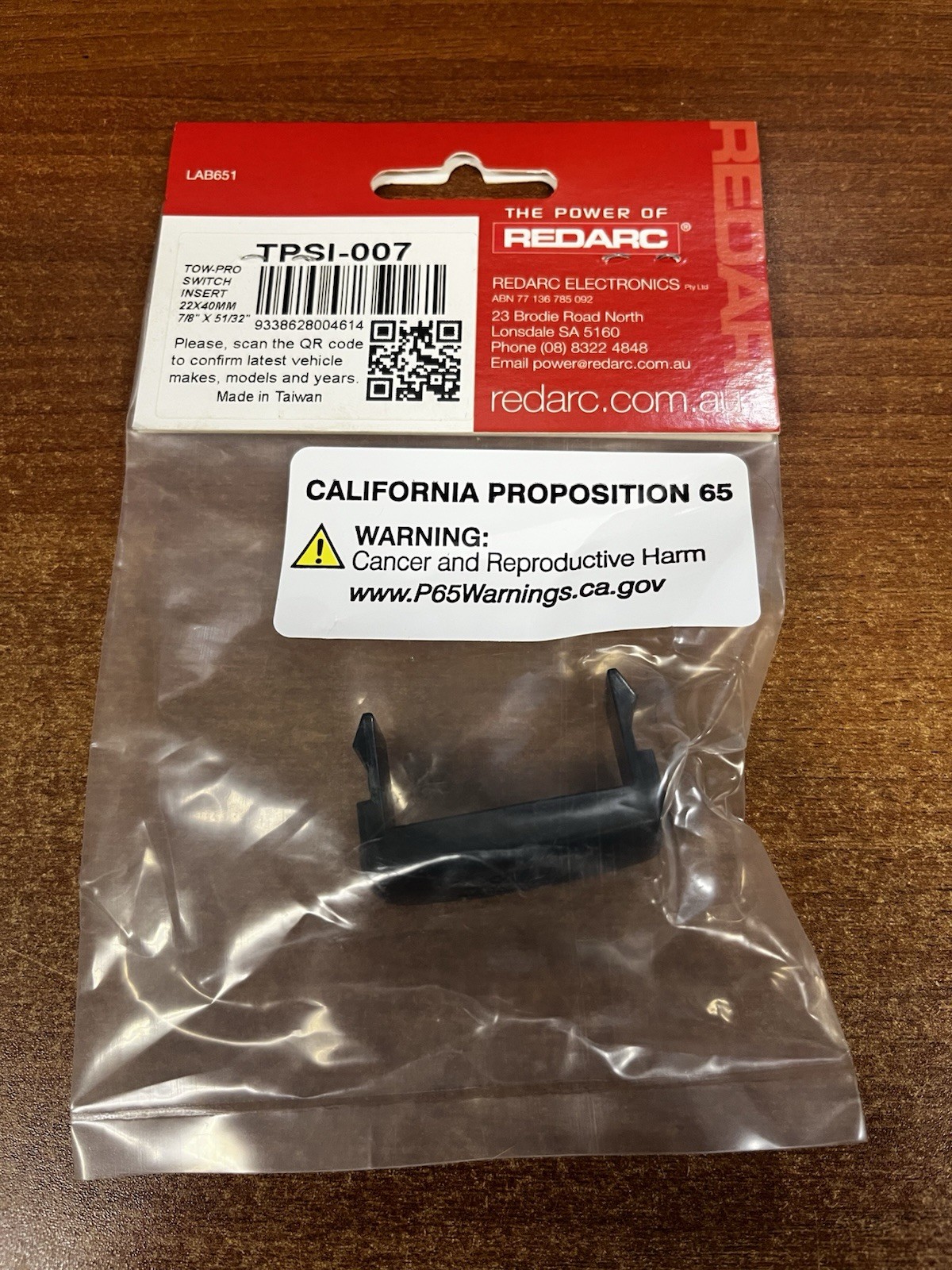 REDARC Tow-Pro Switch Insert Panel (TPSI-007) For Toyota Vehicles