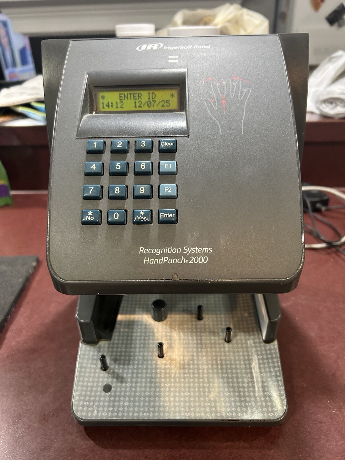 Handpunch 2000 W/ethernet