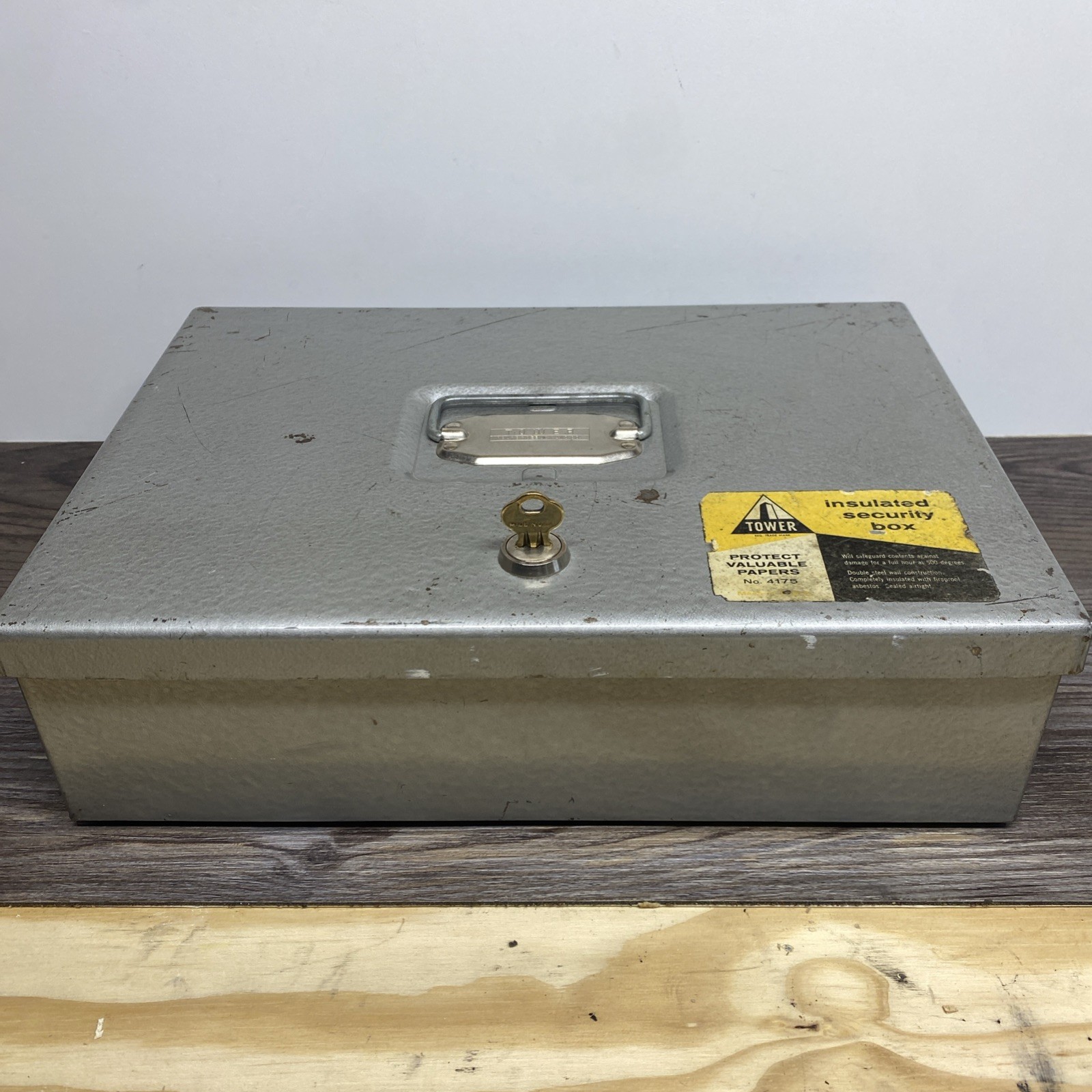 VTG Sears Roebuck And Co Tower Insulated Security Box 4175 W/ Key ASIS READ