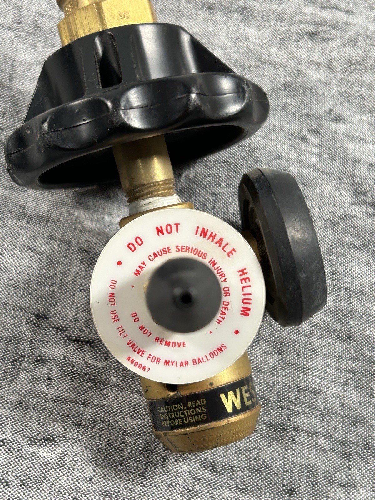 West Winds Compressed Gas Regulator for Helium Balloon Inflatable Adapter