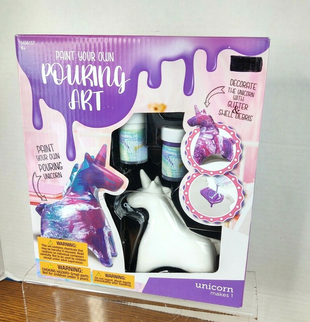 Paint your own Pouring Art Unicorn Arts & Crafts Comes with paint & Glitter NIB