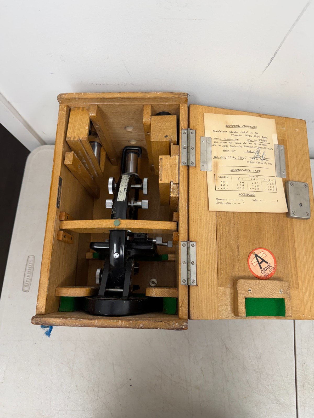Vintage Olympus Tokyo Microscope Model 93688 with original wooden case
