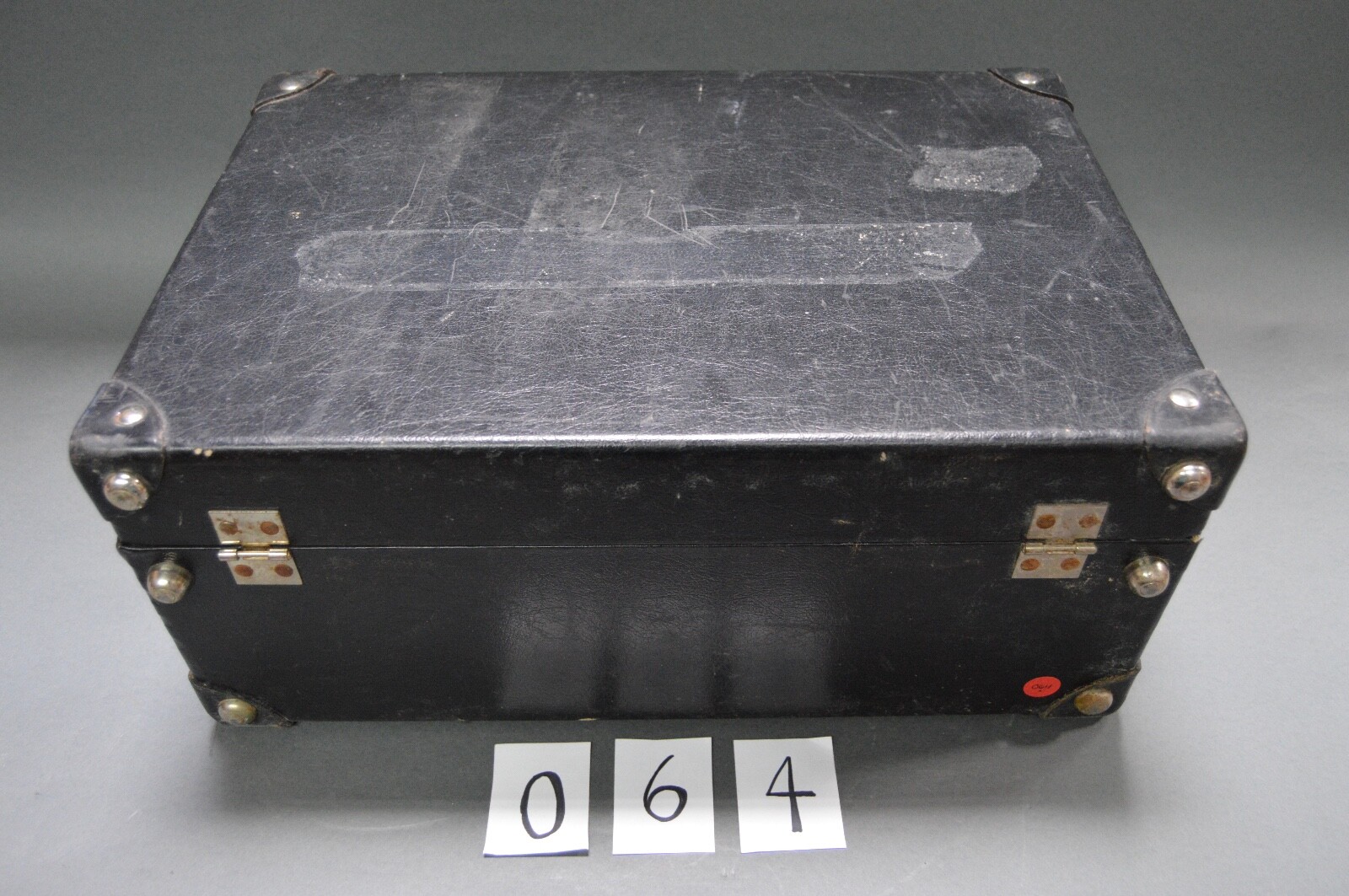 PORTABLE PRECISION PNEUMATIC CALIBRATOR SERIES FA-235