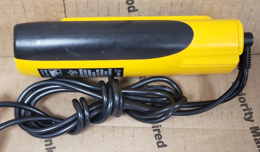 IDEAL VOL-TEST XL Voltage Tester 61-085 (TESTED)