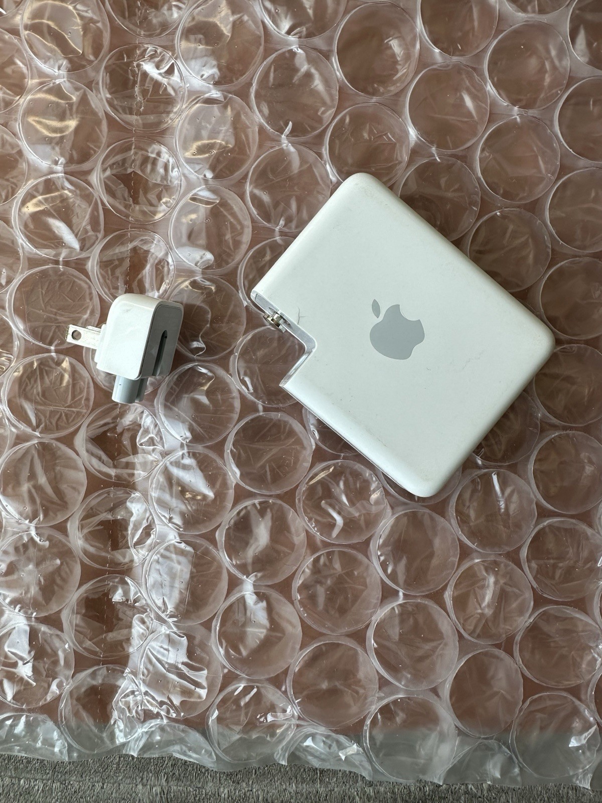 Apple A1084 Airport Express Base Station WiFi Wireless Router