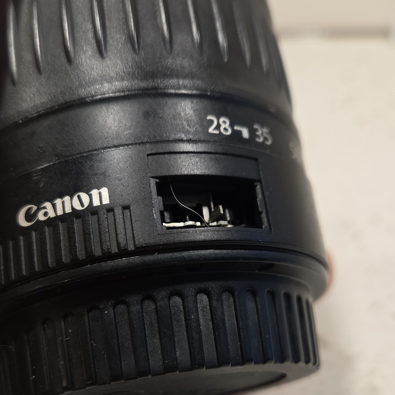 Canon Lens, Bag and Targus TC-500TR bundle read description.