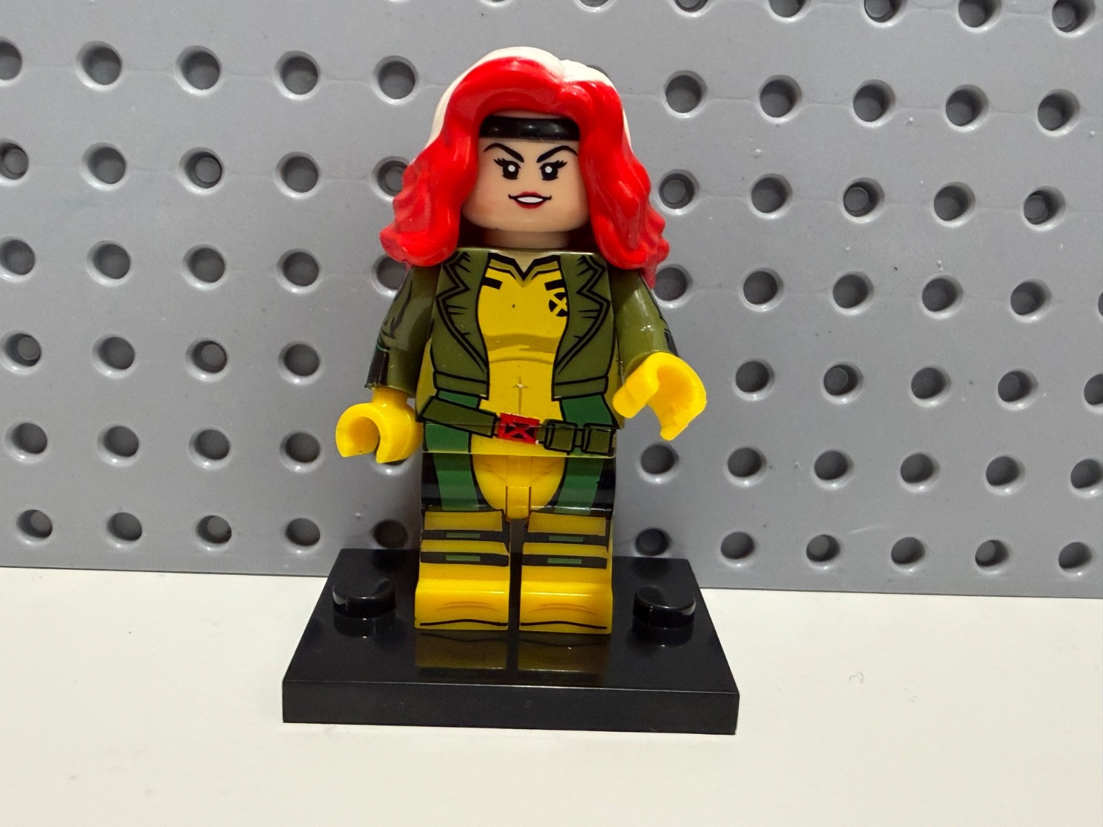 LEGO Marvel X-Men Rogue Custom Minifigure