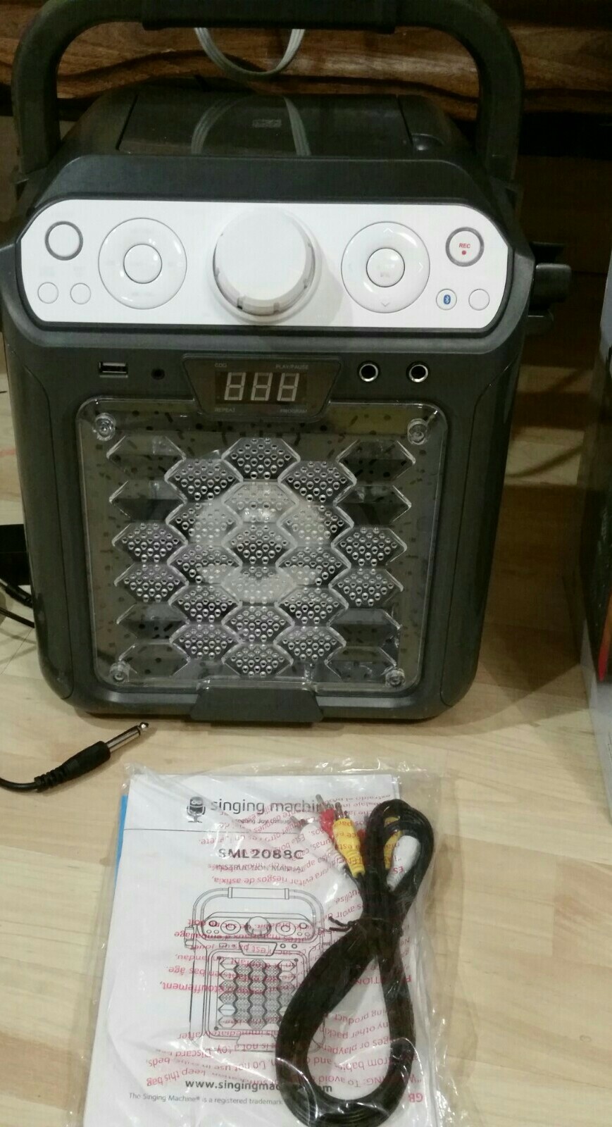 Singing Machine Karaoke Cube Multi-function Karaoke System with dancing lights