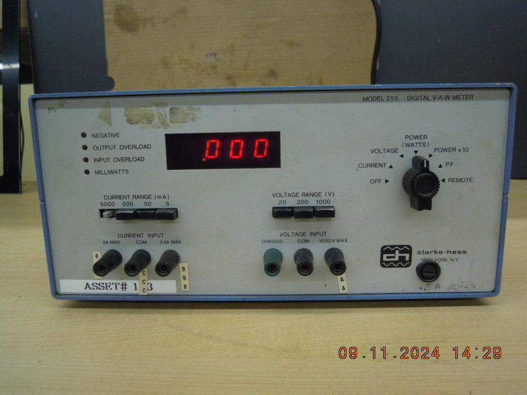 Clarke-Hess 255 Digital V-A-W Meter 0-1000 Volts & 0-5 Amps * Power On * As Is