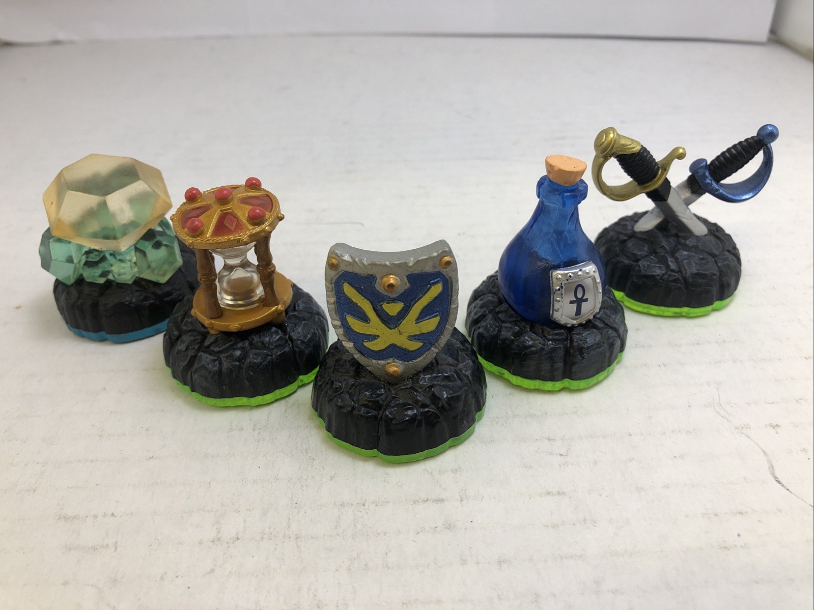 Skylanders Figure Bundle Lot Of 5 Toys #ML36