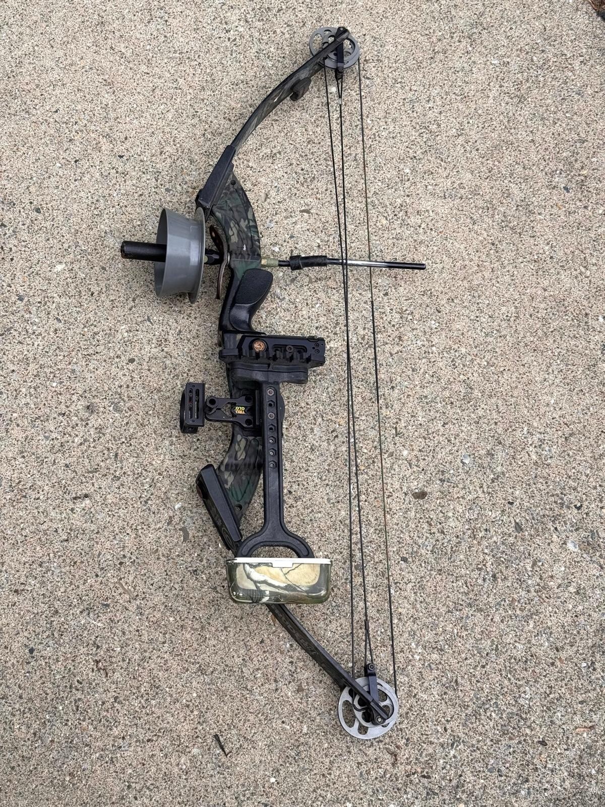 Carroll Intruder II Compound Bow Used