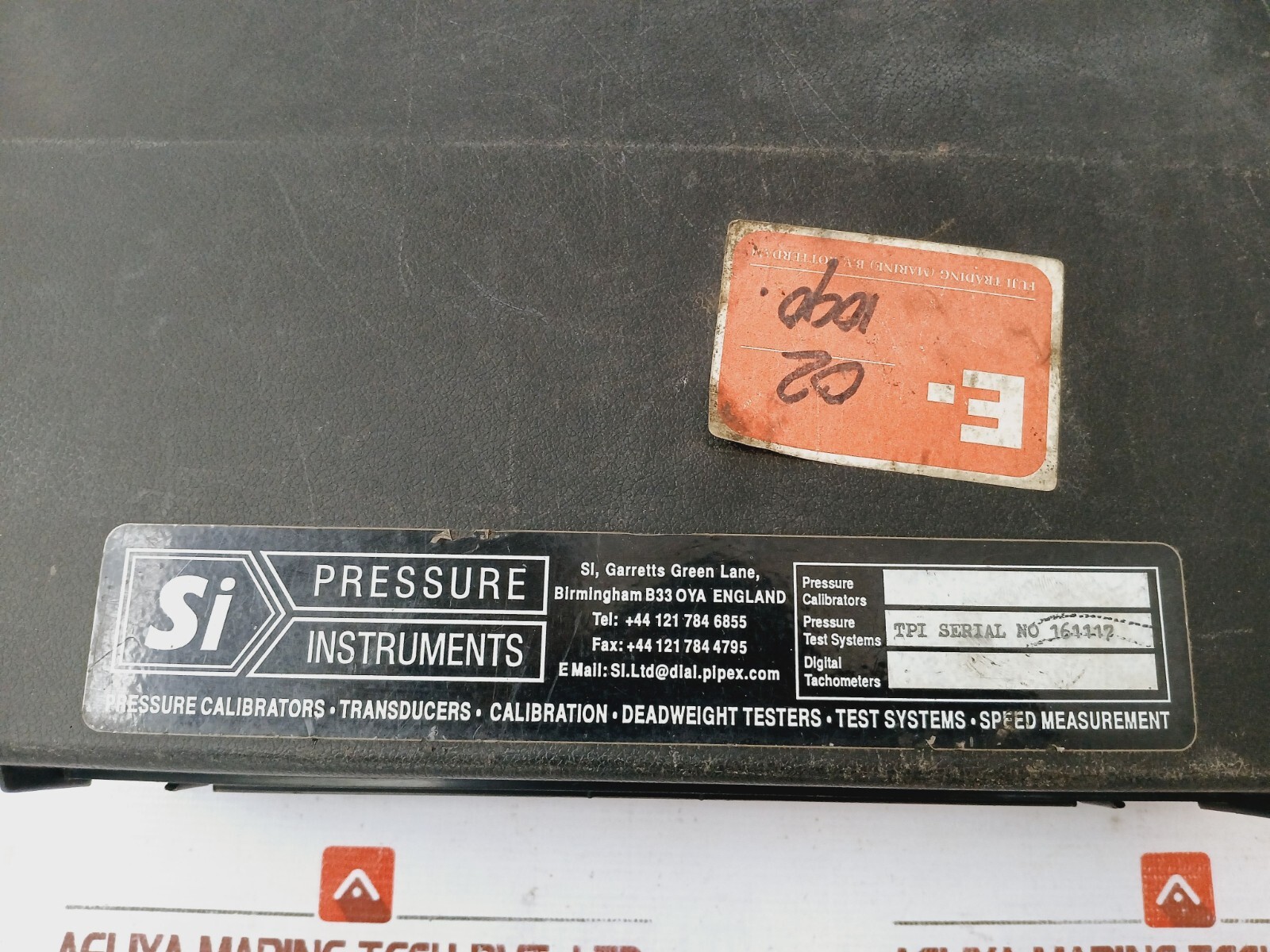 Si Pressure Instruments TPI Hand Held Test Pump Kit Max 25 Bar / 360 PSI