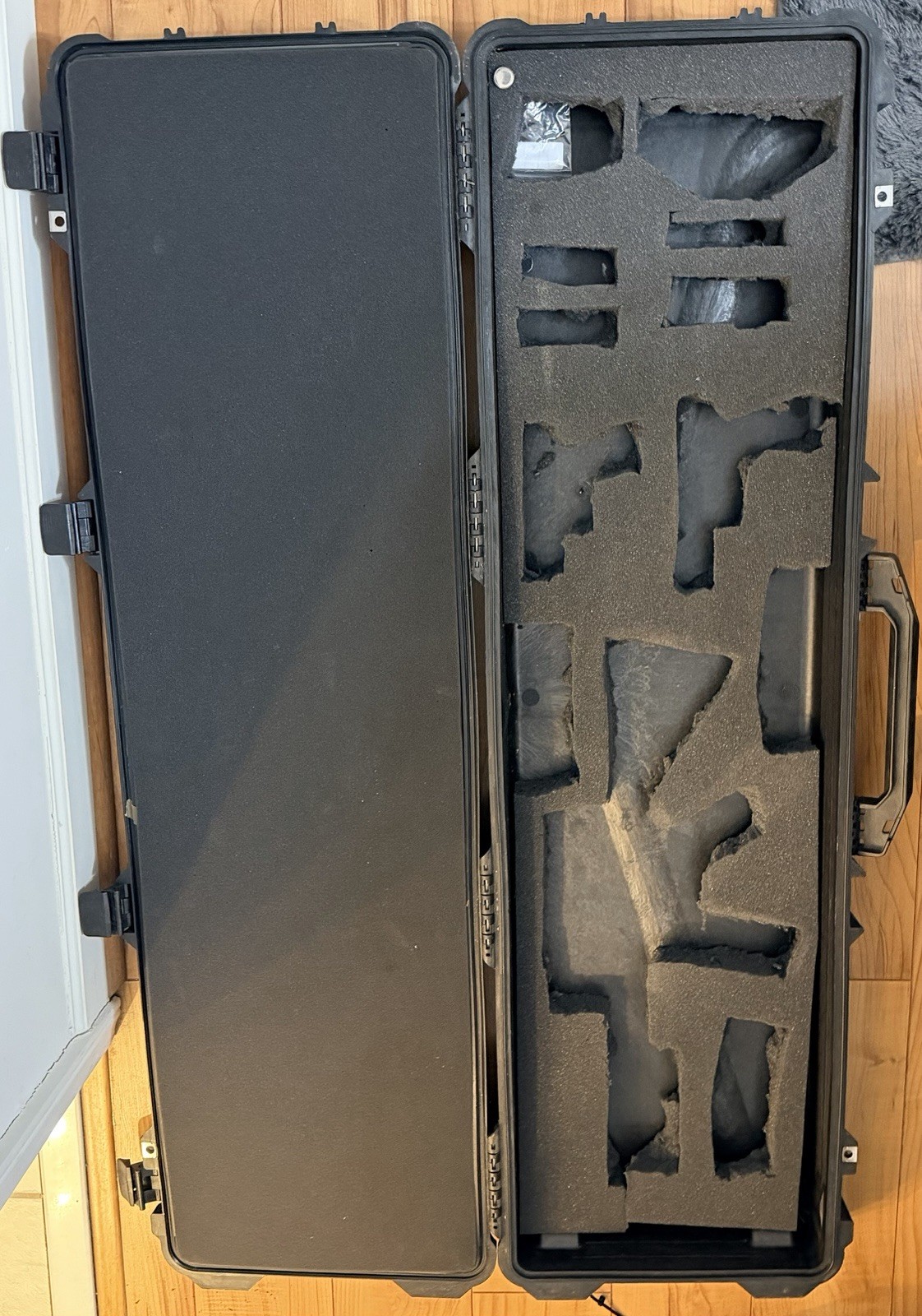 Weapons case